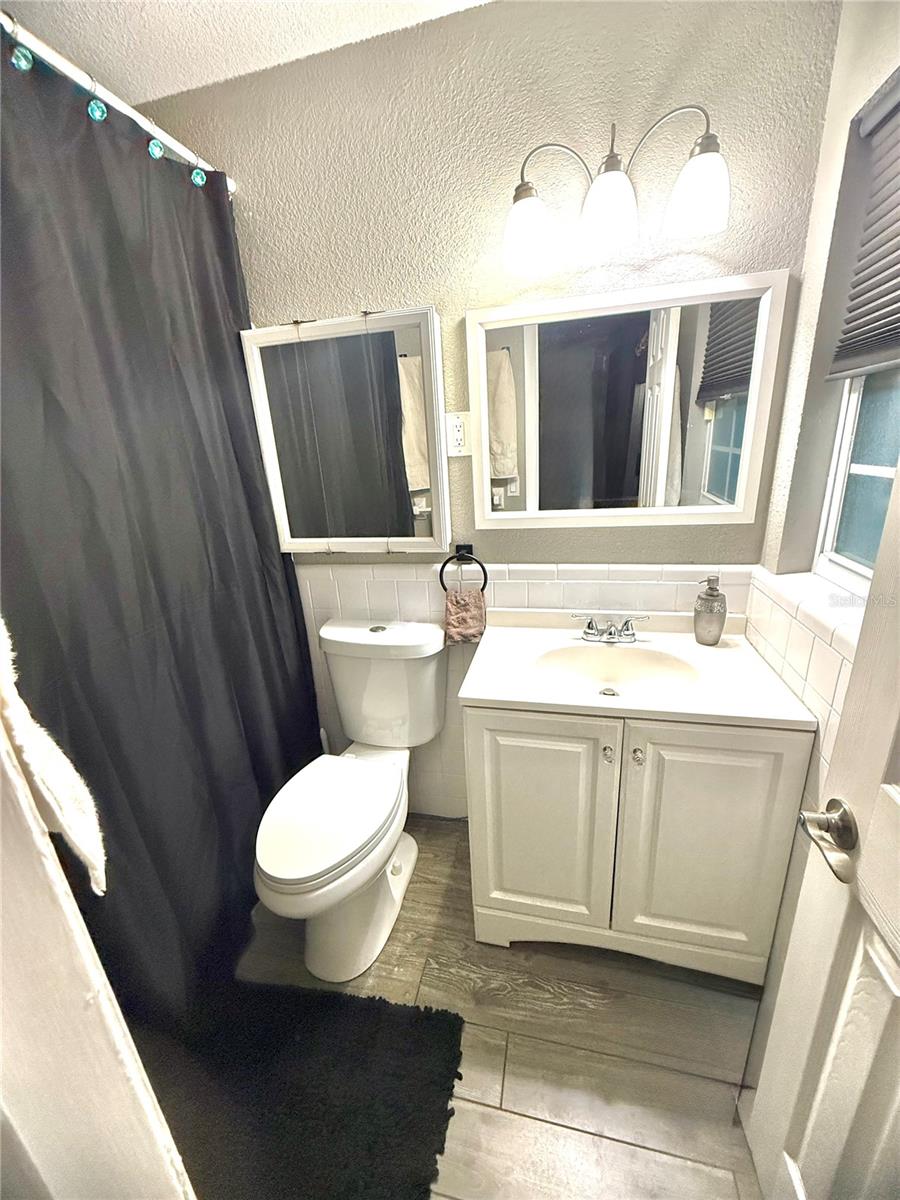 WINDSOR PARK FIRST UNIT - Residential