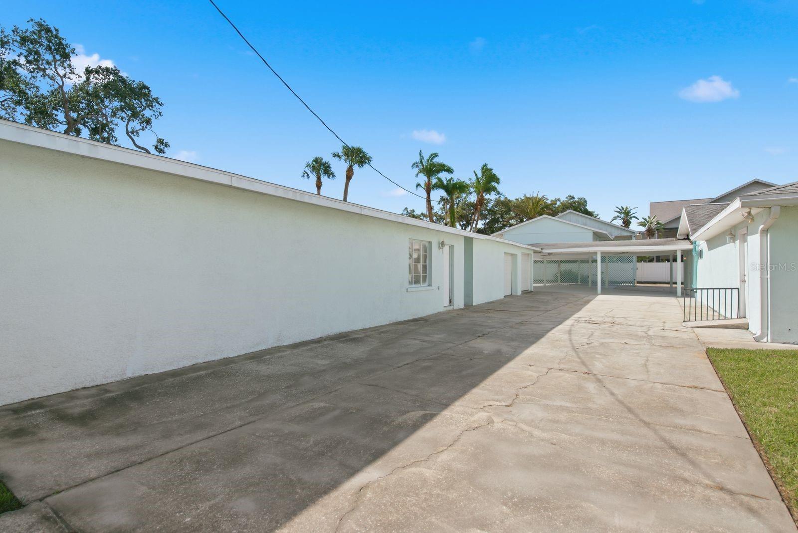 BAYOU VIEW - Residential