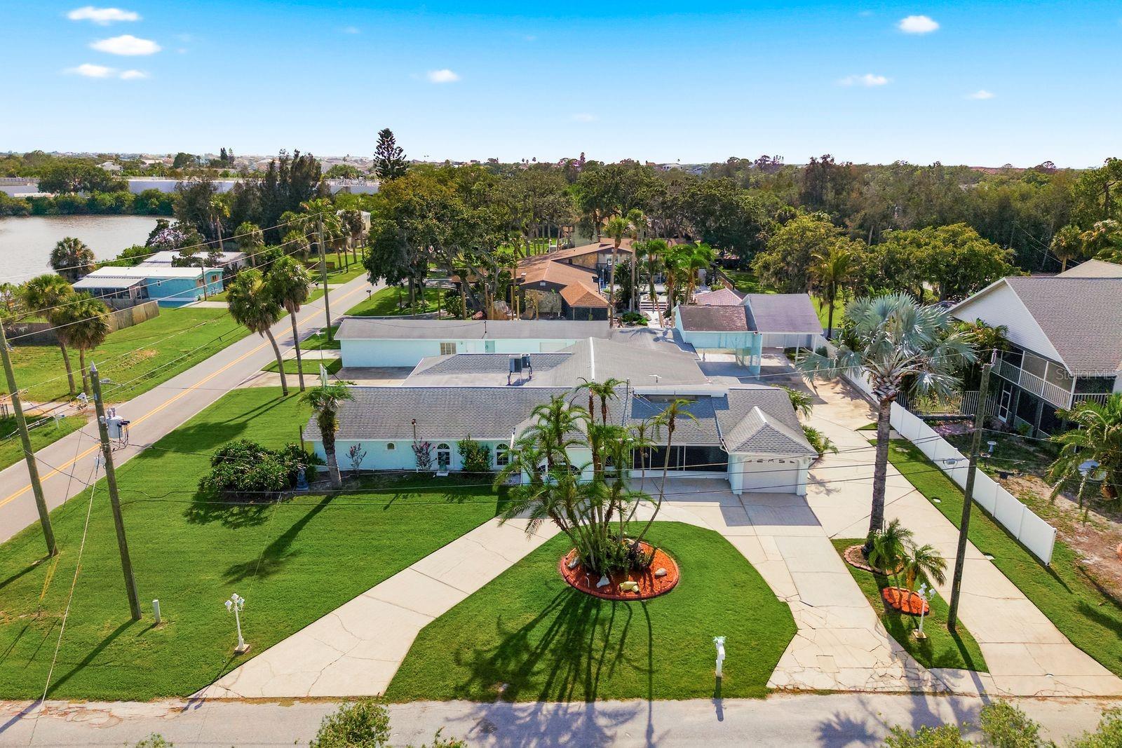 BAYOU VIEW - Residential
