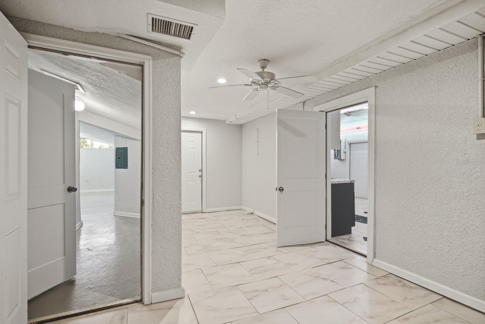 BAYOU VIEW - Residential