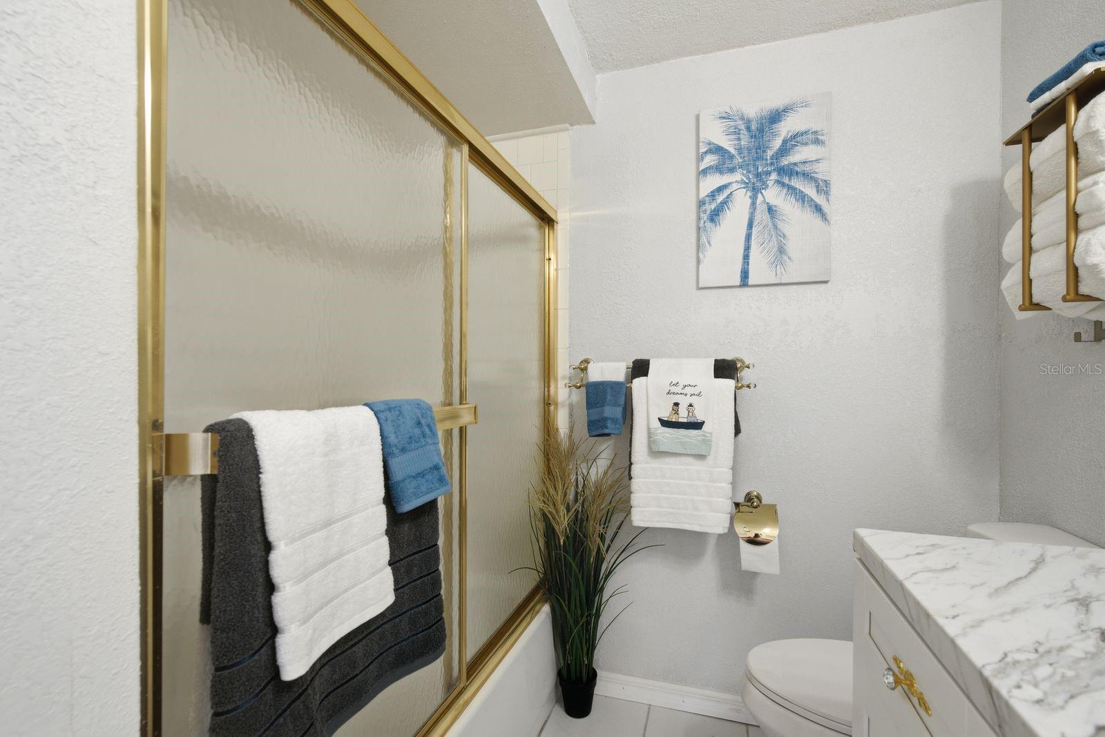 BAYOU VIEW - Residential