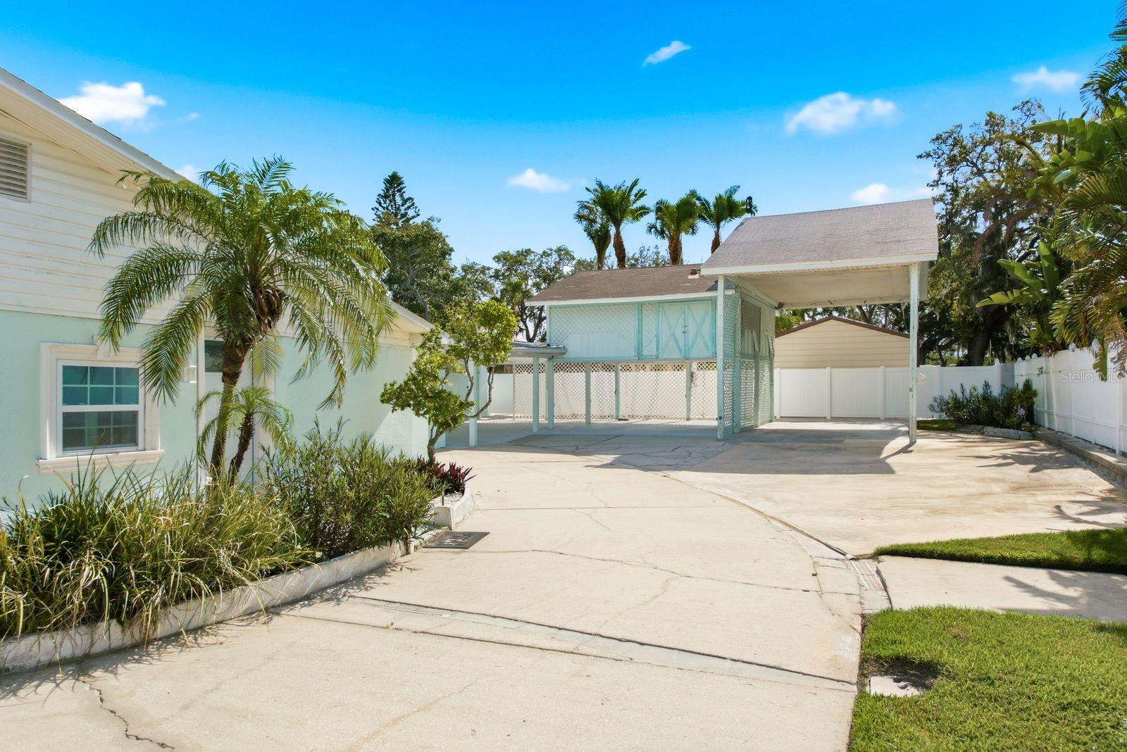 BAYOU VIEW - Residential