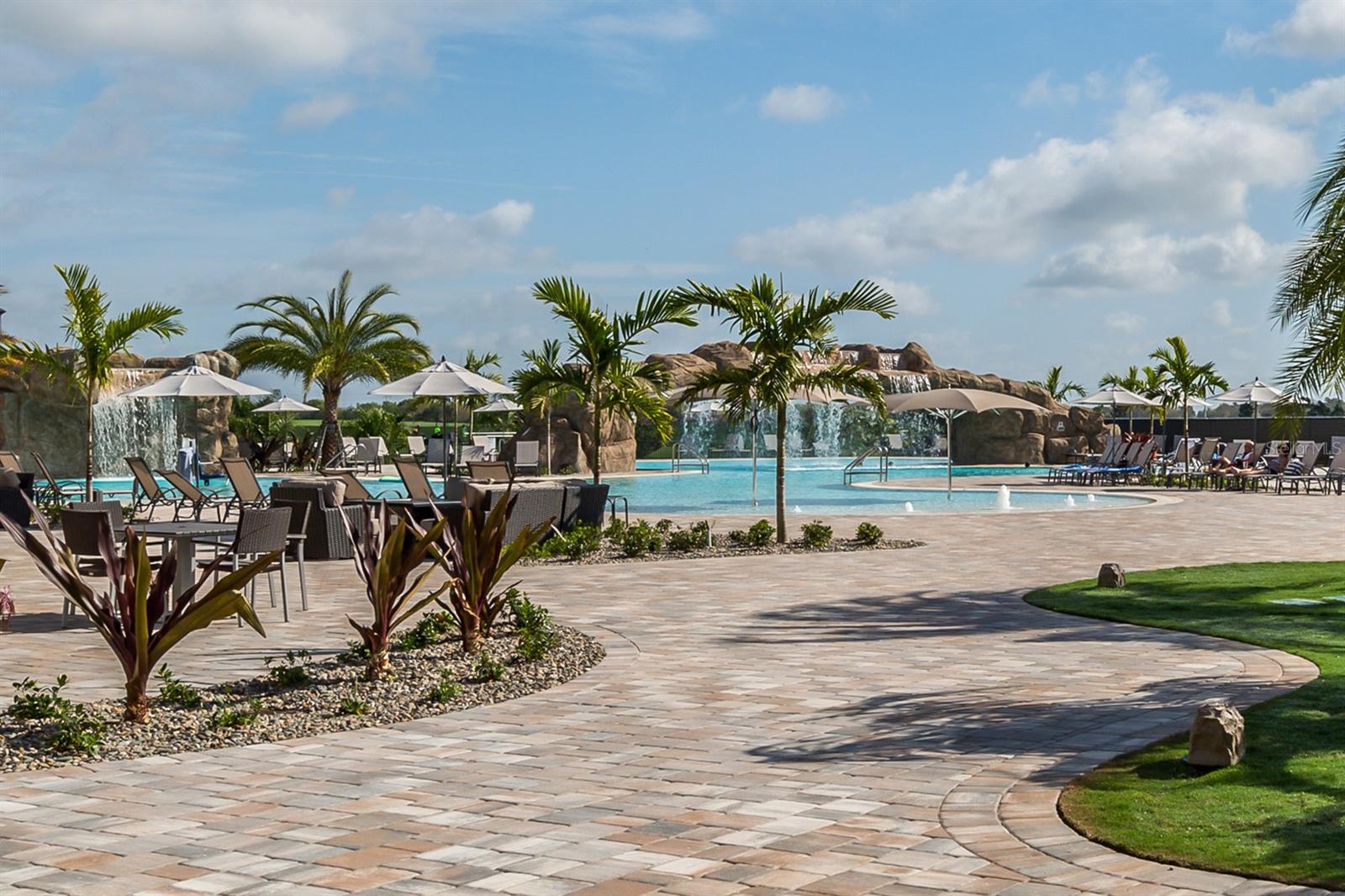 COACH HOMES III AT LAKEWOOD NATIONAL - Residential