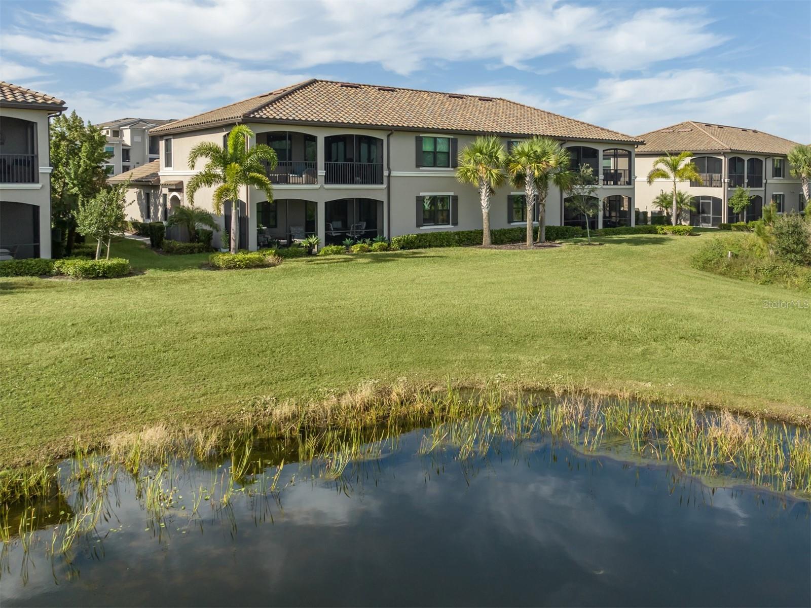 COACH HOMES III AT LAKEWOOD NATIONAL - Residential