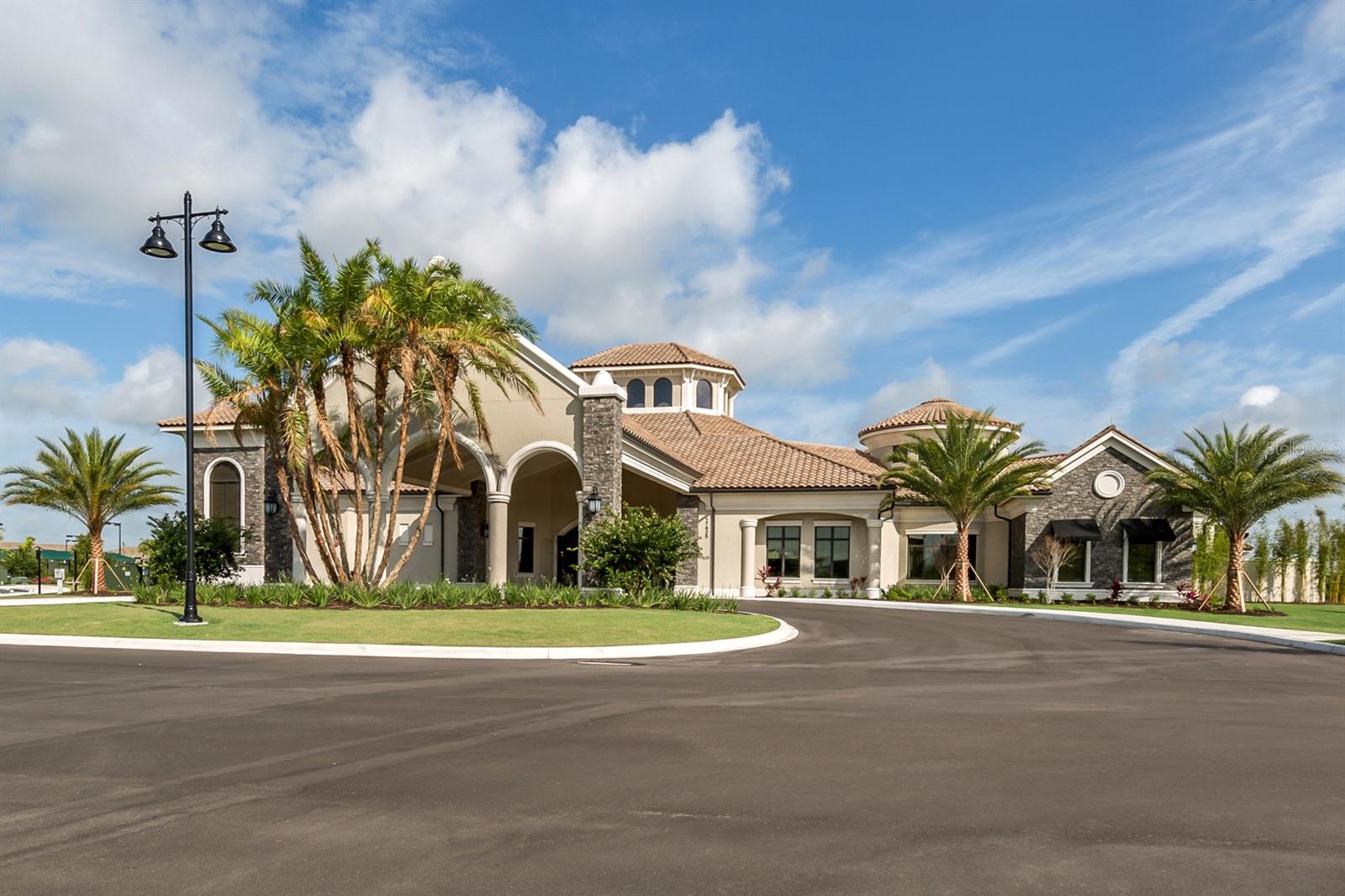 COACH HOMES III AT LAKEWOOD NATIONAL - Residential