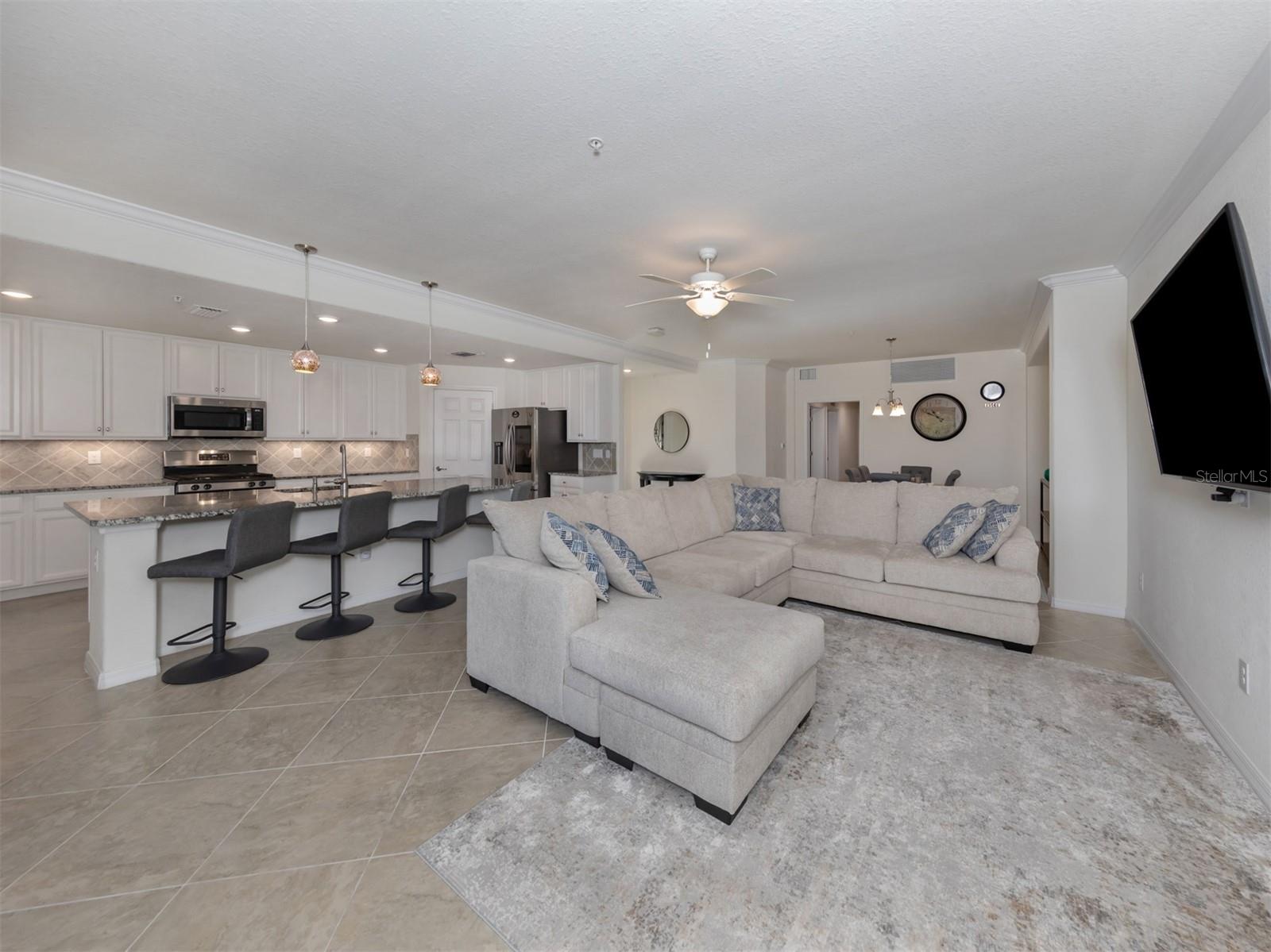 COACH HOMES III AT LAKEWOOD NATIONAL - Residential