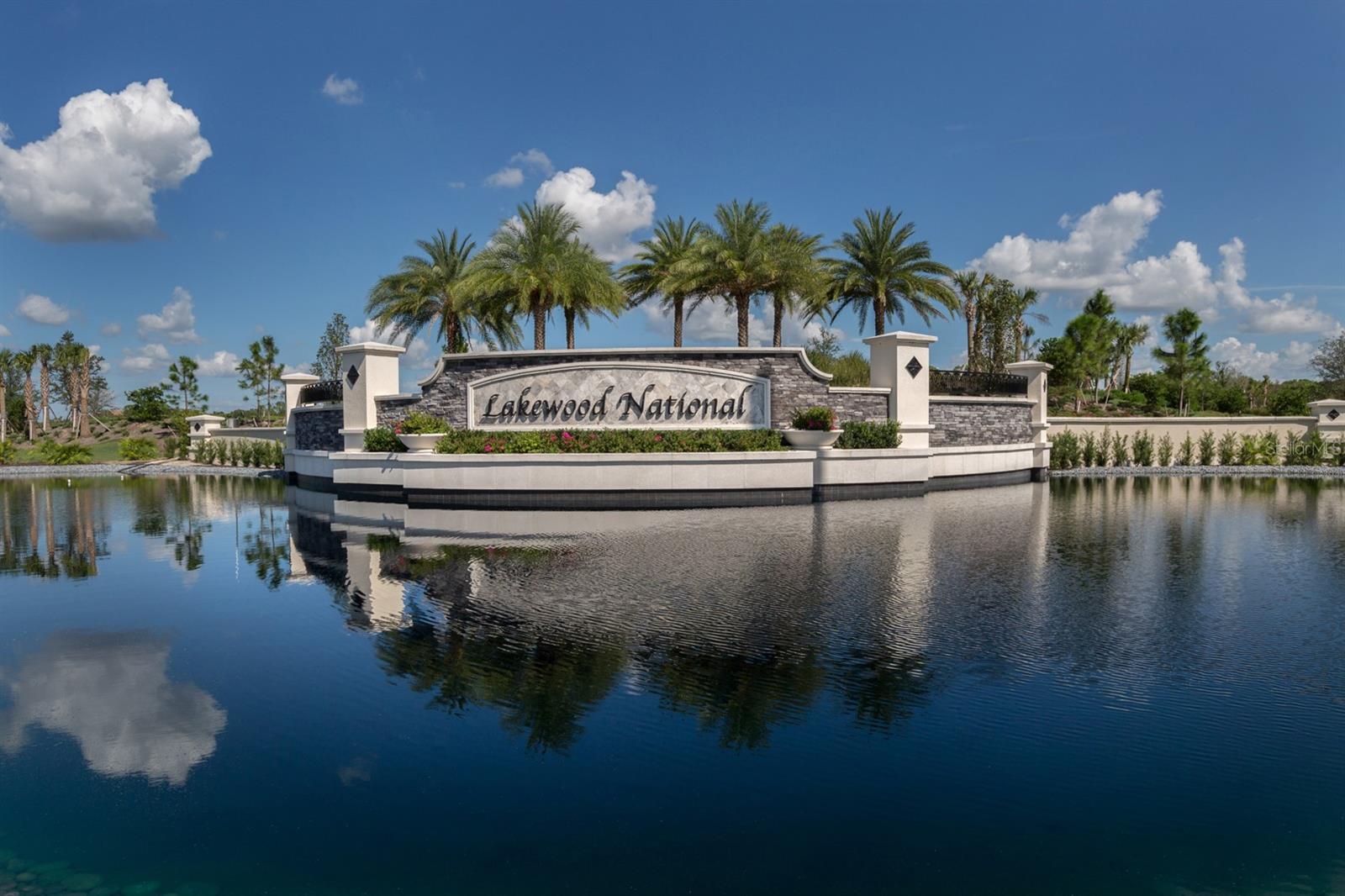 COACH HOMES III AT LAKEWOOD NATIONAL - Residential