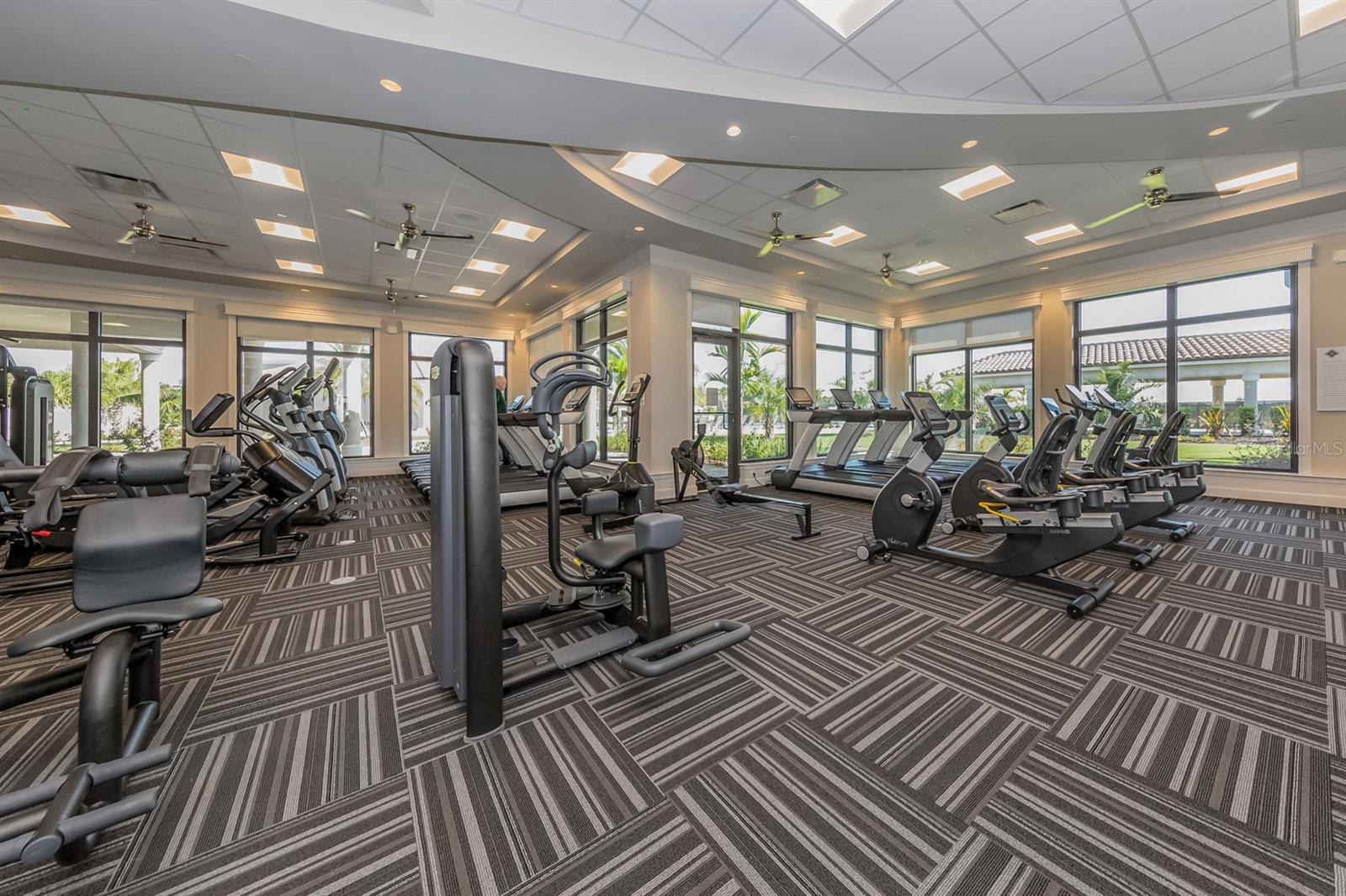COACH HOMES III AT LAKEWOOD NATIONAL - Residential