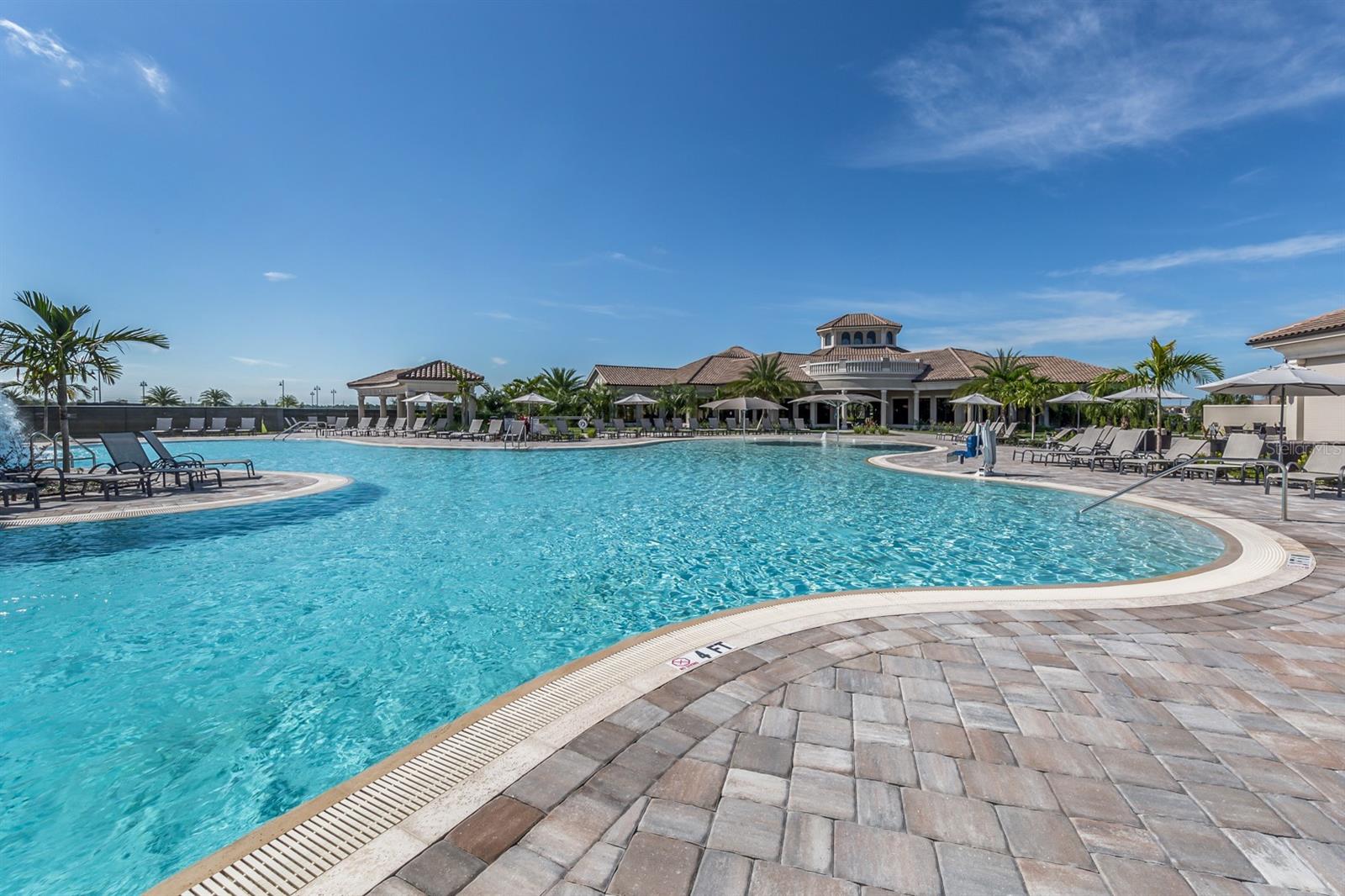 COACH HOMES III AT LAKEWOOD NATIONAL - Residential