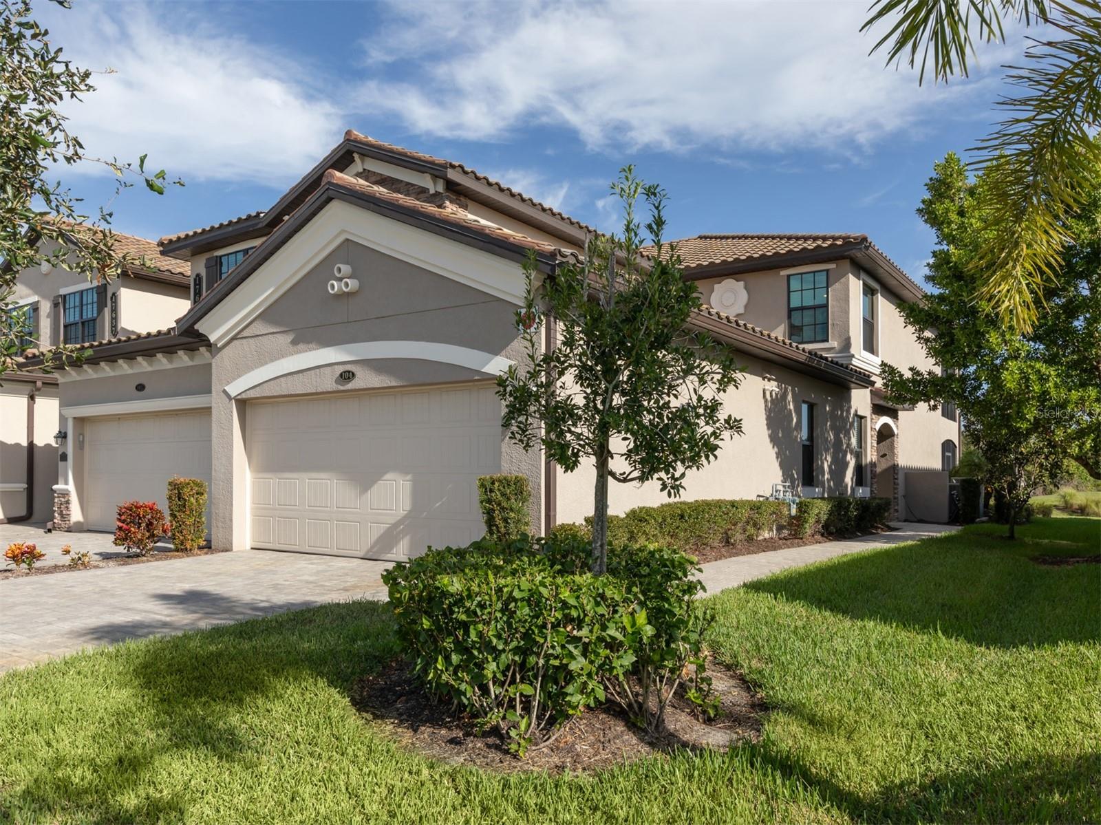 COACH HOMES III AT LAKEWOOD NATIONAL - Residential