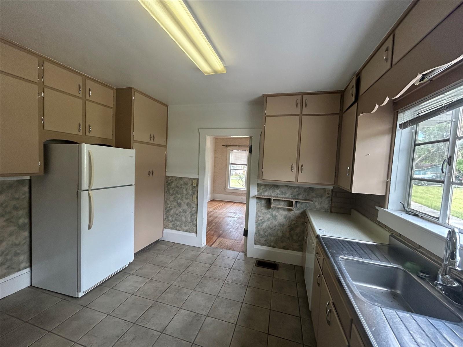 TWIN LAKE SUB - Residential
