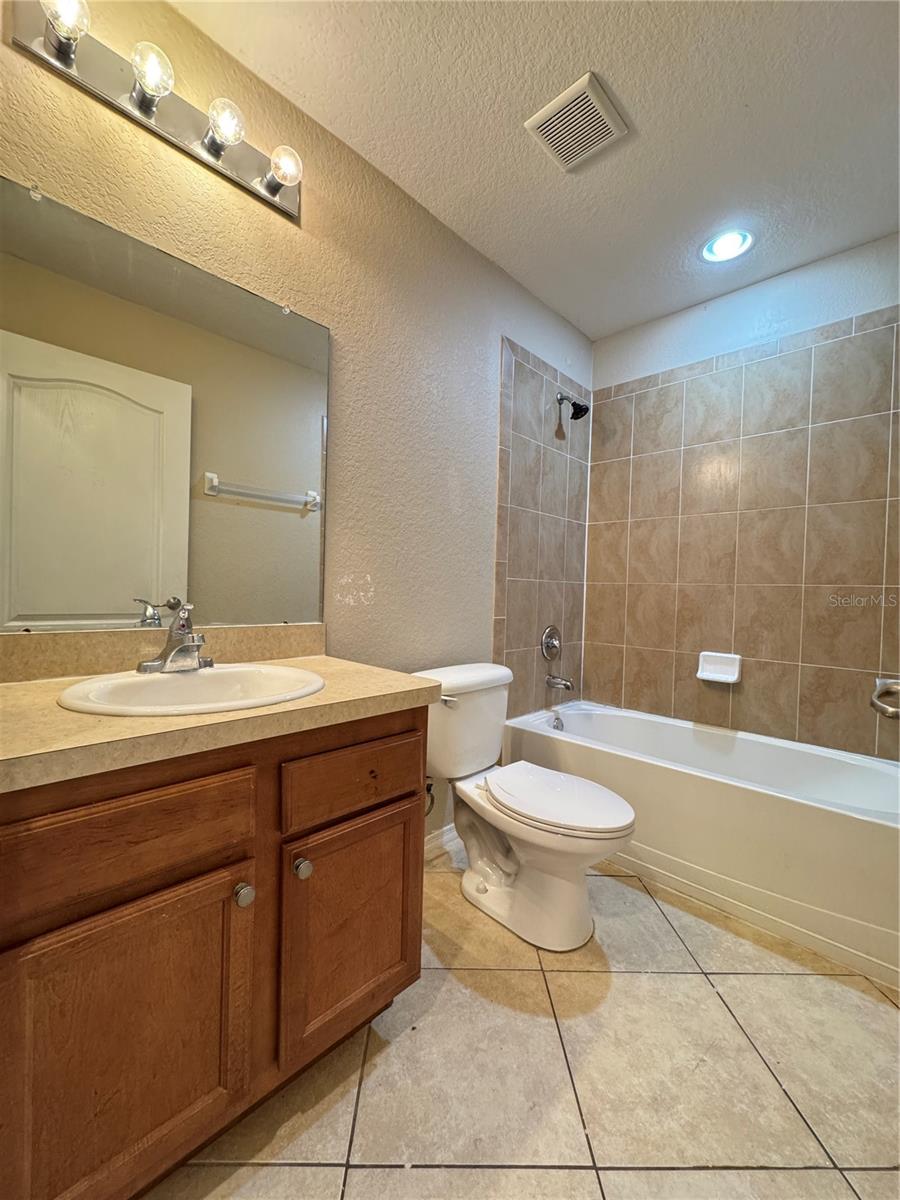 AUBURN PRESERVE - Residential Lease