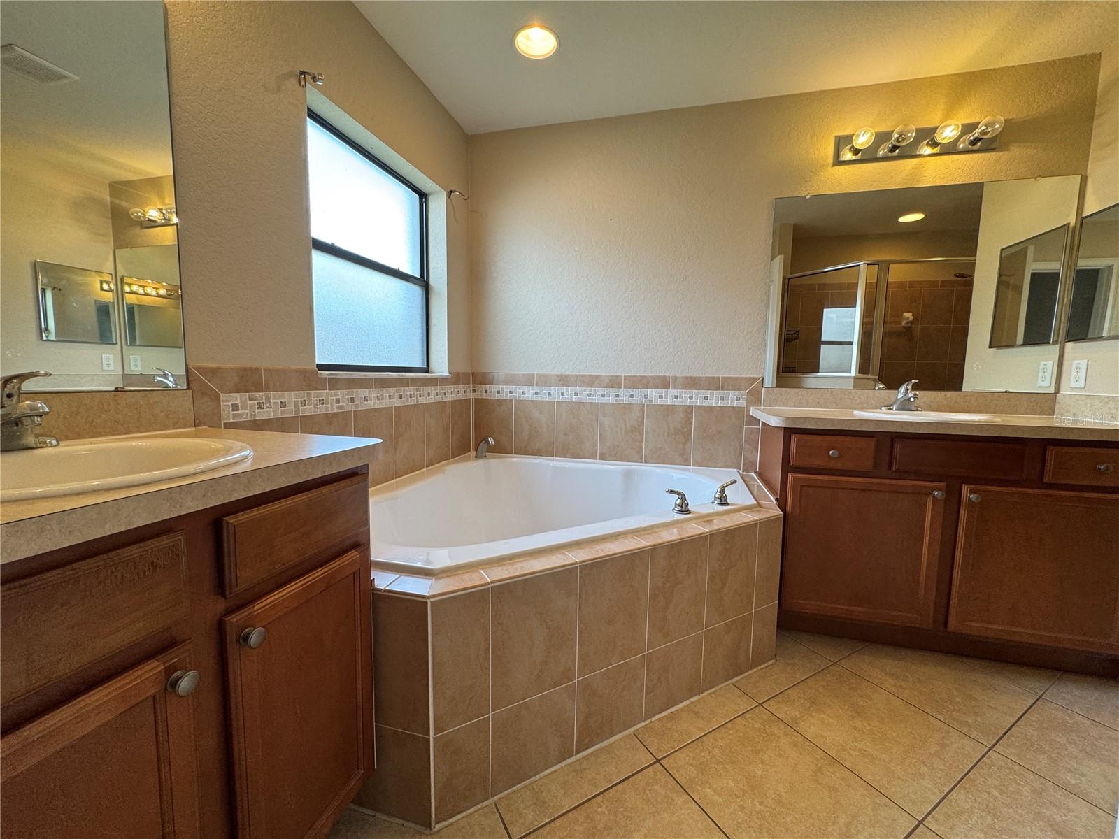 AUBURN PRESERVE - Residential Lease