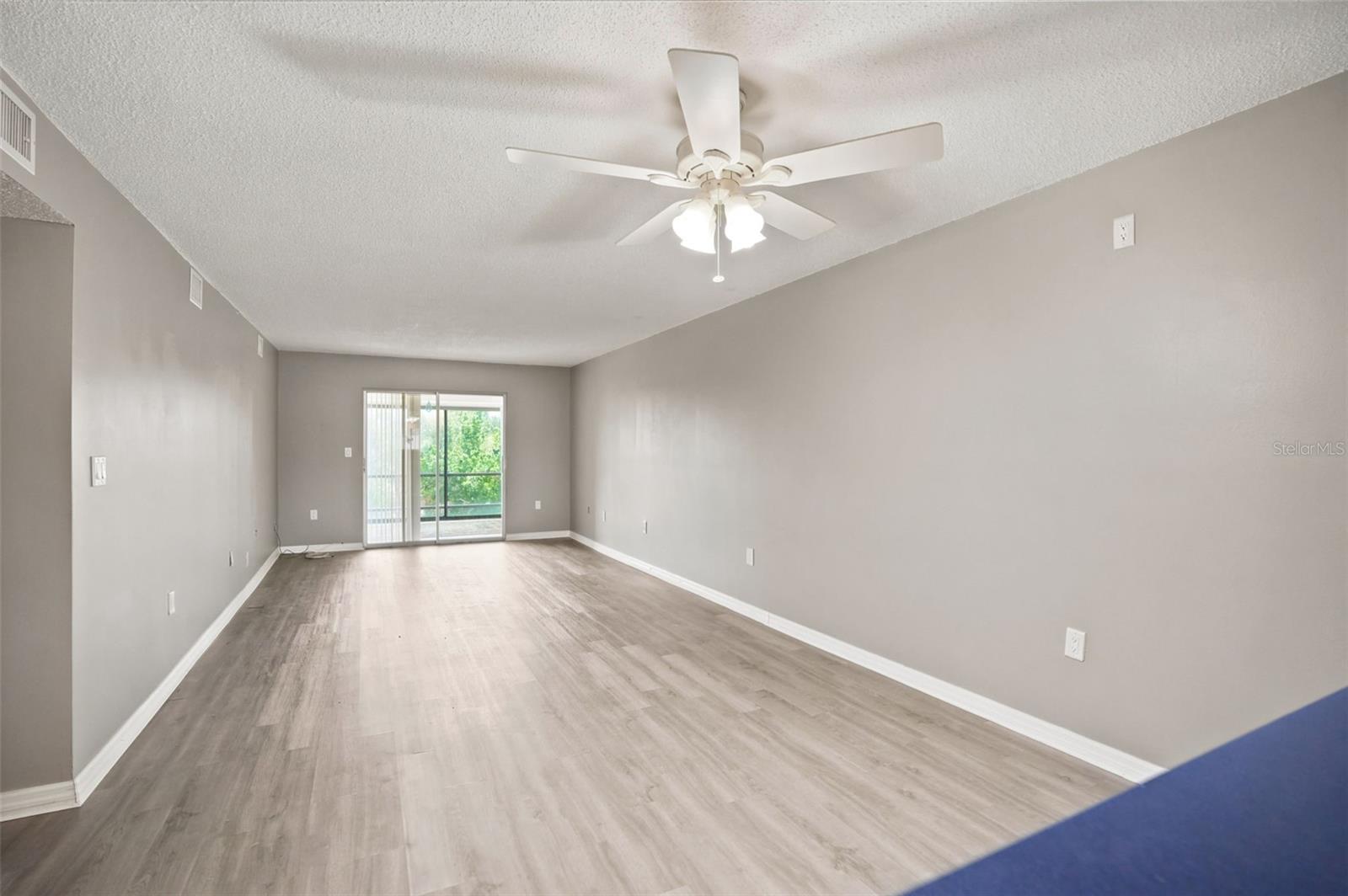 LAKE TARPON SAIL & TENNIS CLUB - Residential