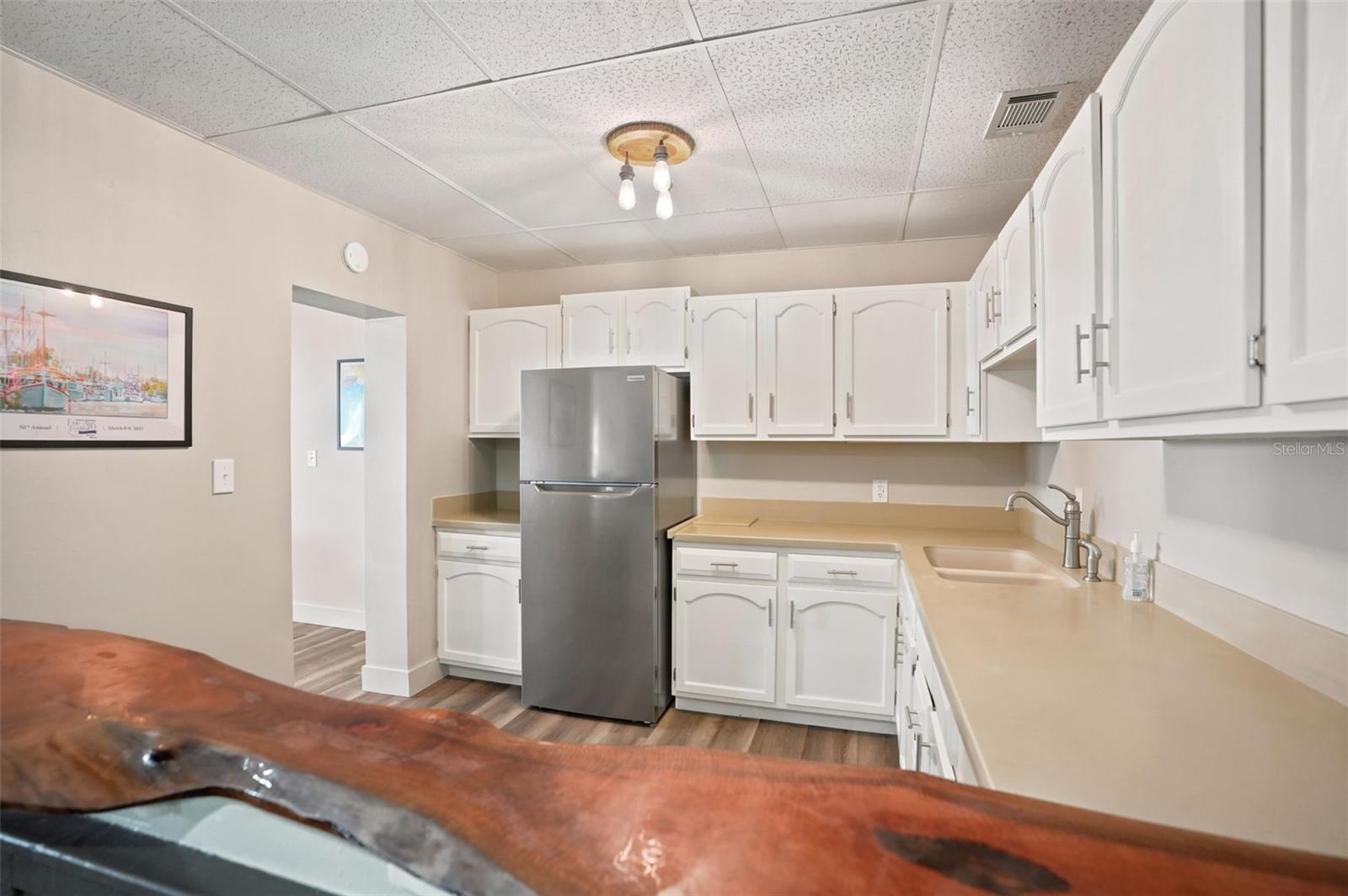 LAKE TARPON SAIL & TENNIS CLUB - Residential