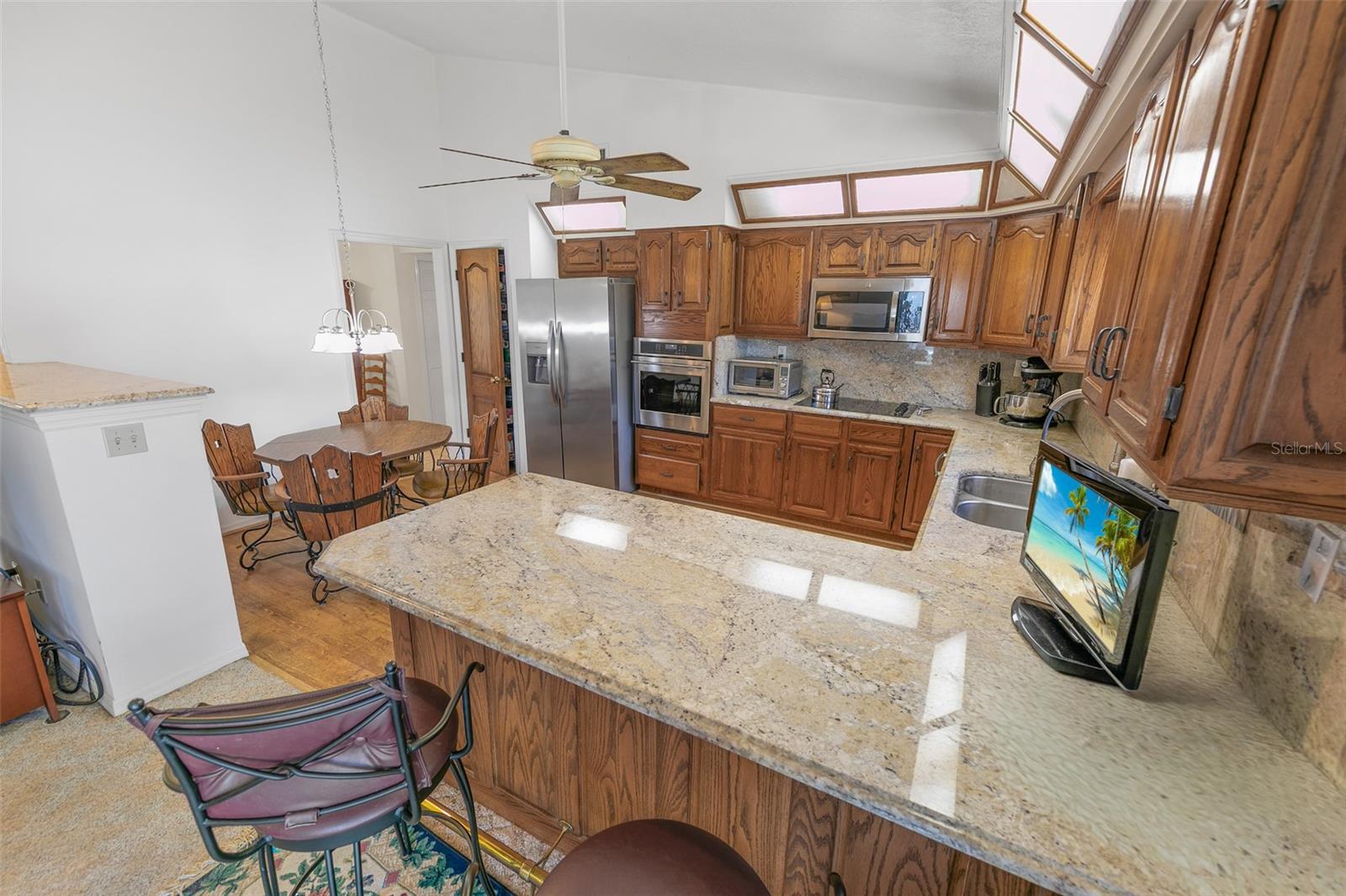 SEA DUNES - Residential