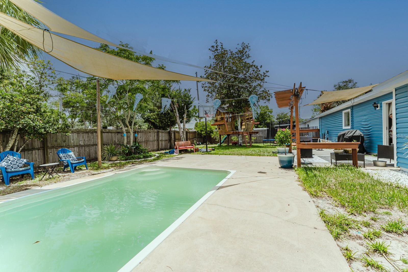 SUMMERSET - Residential