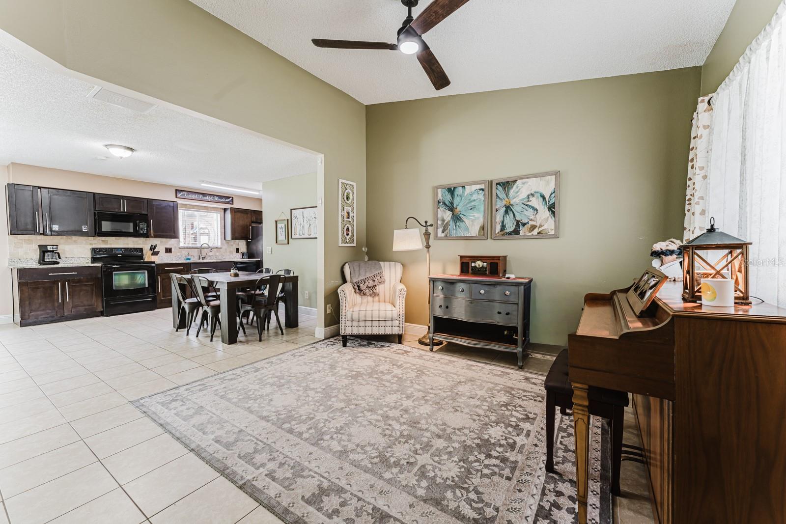 SUMMERSET - Residential