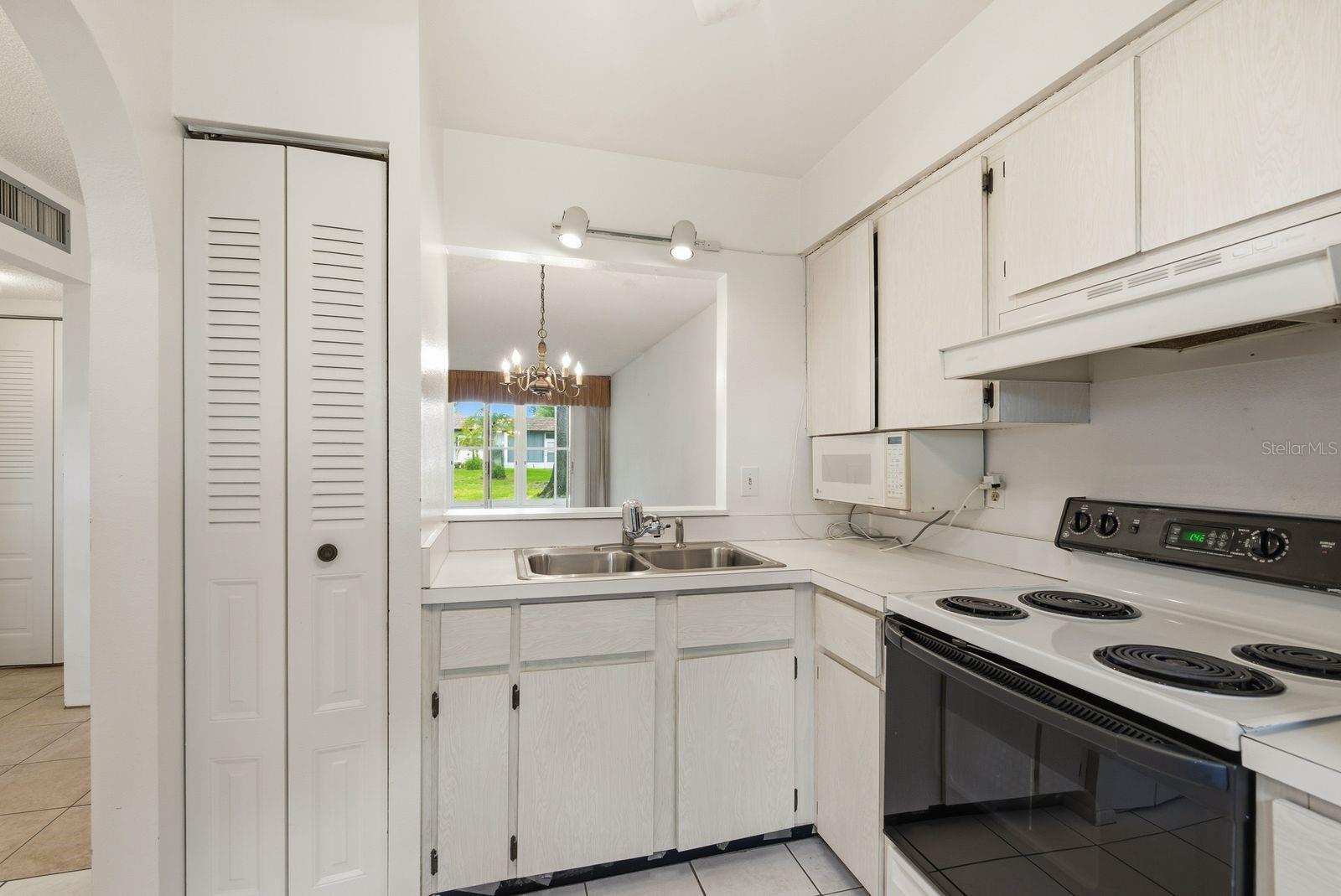 MISSION GROVE CONDO - Residential
