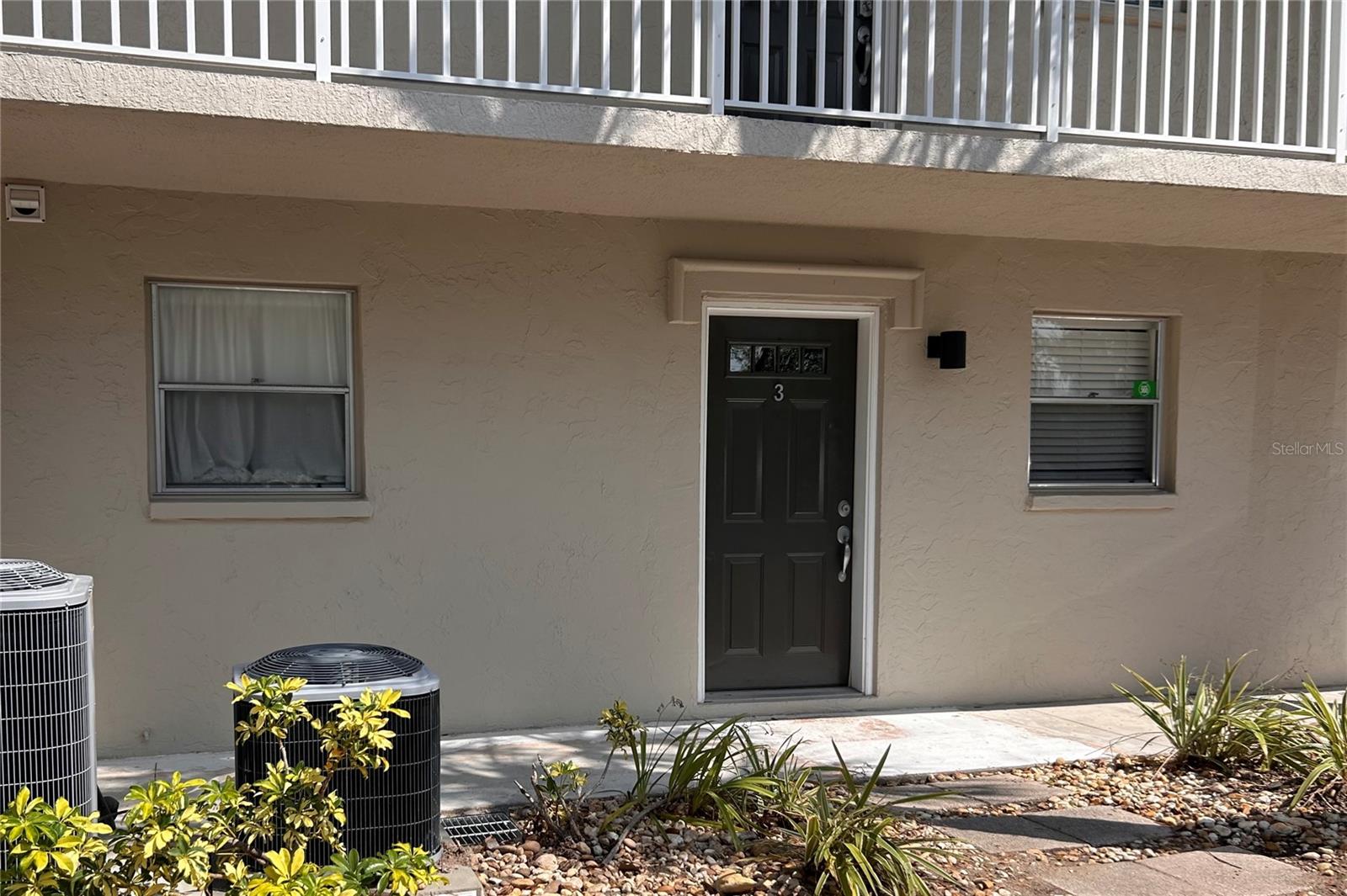 Enjoy the upcoming summer in this updated, well-maintained, first-floor condo in the gated community of ParkView, ideally situated close to the heart of downtown Sarasota.  

This special, furnished 1 BD/1 BA unit features a kitchen with granite countertops, stainless steel appliances (NEW RANGE '23; NEW DISHWASHER69 ’22), accented by solid wood cabinetry. Beautiful 18” diagonally laid ceramic tile floors throughout. Indoor laundry with stacked washer/dryer. NEW A/C SYSTEM ’24. ALL DUCTWORK CLEANED, ’24. Enjoy indoor-outdoor living with a screened lanai (NEW 2024) and brick paver patio just off the living area and facing the incredible parklike setting that Park View is noted for.  

Outside on the beautiful grounds, the condo is just steps away from two, inviting community pools (one being heated), fitness center, and community gas grill. The clubhouse is great for indoor parties and events with full kitchen amenities, plus dining table, chairs, tv sitting area. It also has a spacious, covered outdoor patio where you can entertain or relax. 

Park View’s central location allows quick access to many top Sarasota attractions:  Lido Beach and St. Armands Circle; our #1 Siesta Key Beach;  downtown theatres, restaurants, and shoppes;  The Sarasota Outdoor Market, the Sarasota Opera, the Bazaar at Apricot and Lime, Ed Smith Stadium with  Orioles spring training games, concerts, and events; the Ringling, The Bay Park with trails, more concerts and events, etc., etc. and beautiful sunsets!!!  Park View is just a short drive to the airport, US 41, and  I-75 to take you to interesting places north, south, and beyond!!   

Whether you're looking for a primary residence, seasonal getaway, or investment opportunity, this condo offers exceptional value and convenience in a prime Sarasota location. You must see it today!