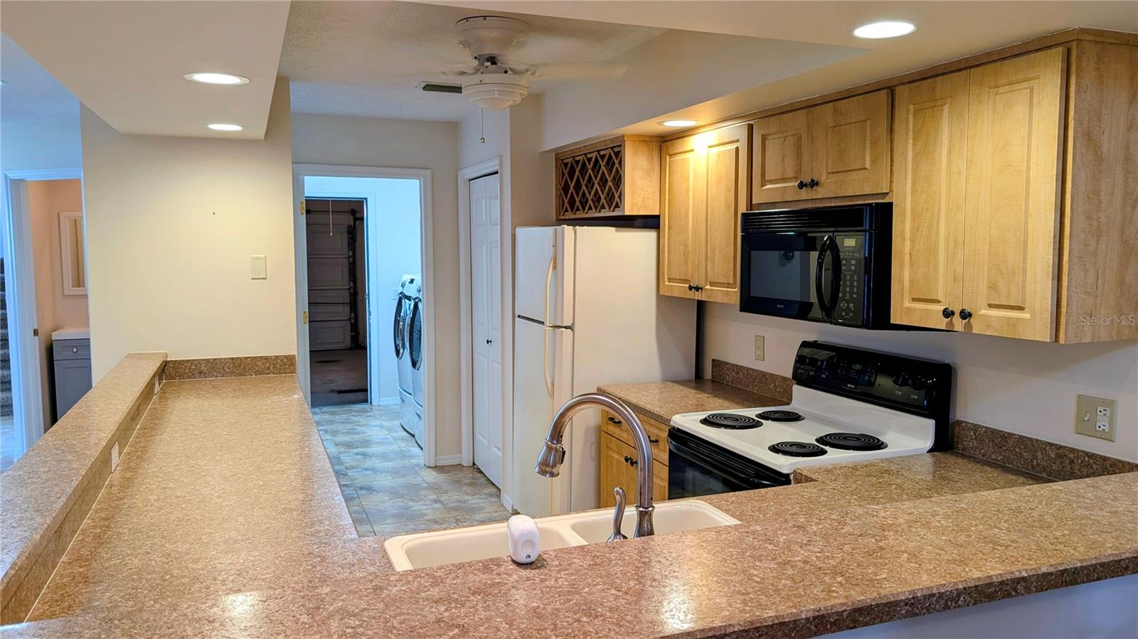 PELICAN COVE UNREC CONDO - Residential