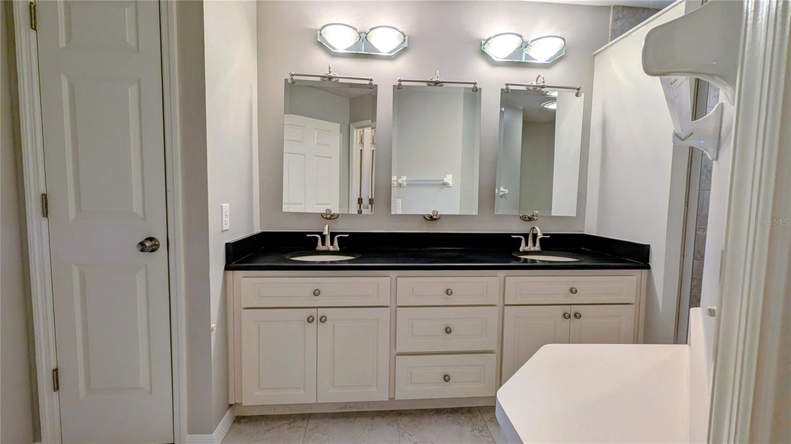 PELICAN COVE UNREC CONDO - Residential