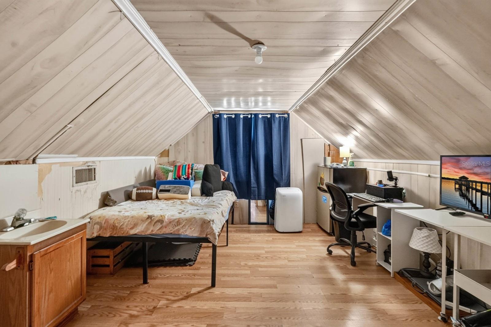 RIVER PARK SUB - Residential