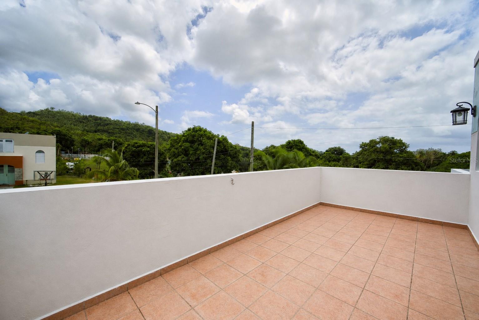 VISTA VERDE - Residential