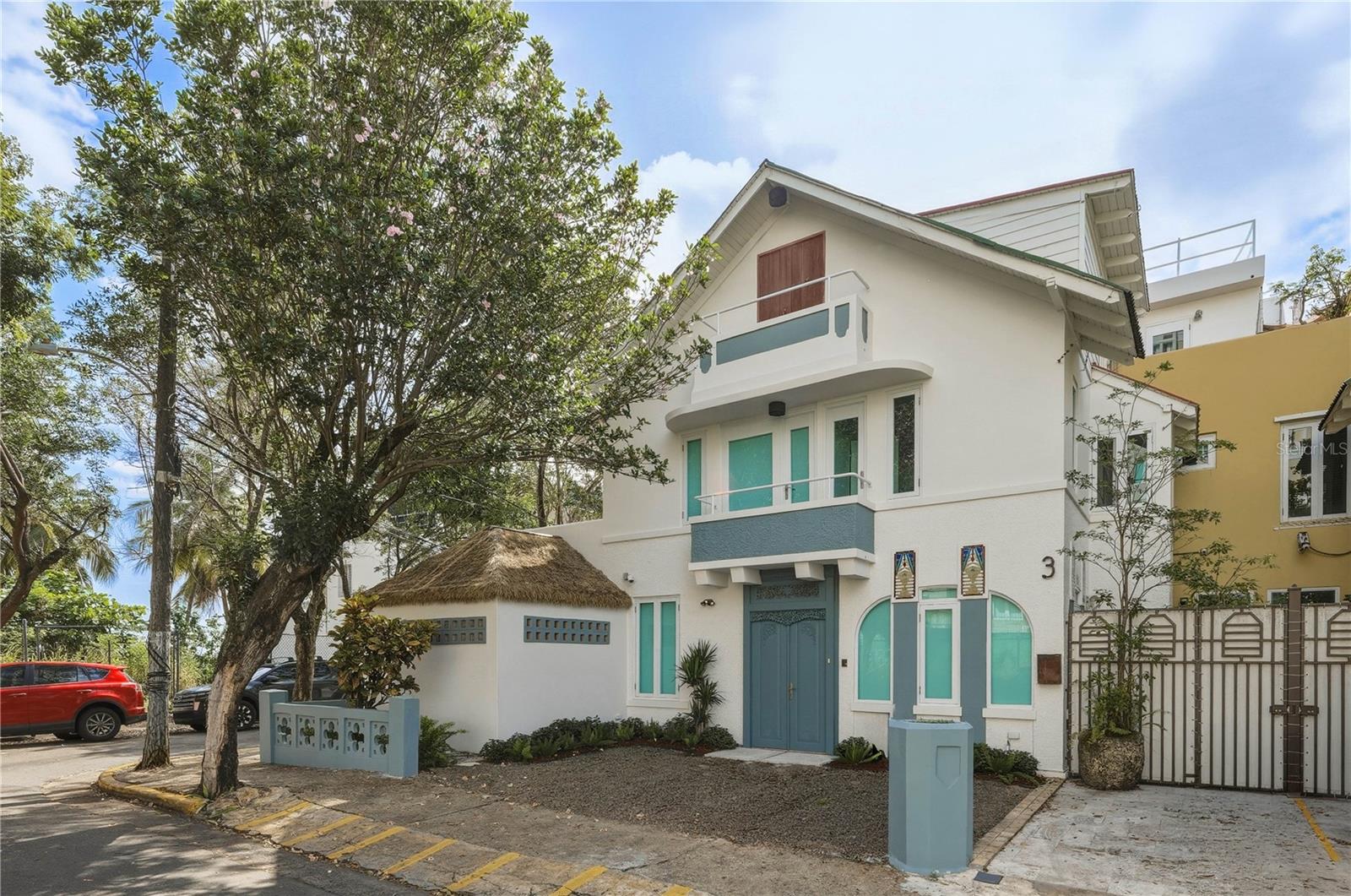 Explore the best Ocean Park has to offer within this 3-story home with water views. Spacious and refined, the 3,715 Sq. Ft. residence tastefully showcases 4 bedrooms and 5 bathrooms. An eat-in kitchen and dining room that seamlessly connect to the outdoor area with a plunge pool. The primary suite includes a walk-in closet and balcony. A contemporary design, intricate lighting fixtures, Terrazzo and marble flooring are exquisitely displayed throughout the abode. Ocean Park is a highly renowned community within San Juan's picturesque suburbs. The area's delightful beach is the perfect location to practice aquatic sports, such as surfing, kite-sailing and more. Within close proximity to schools, Ashford Presbyterian Hospital, restaurants, boutique stores and entertainment. Minutes away from Isla Verde and Old San Juan.