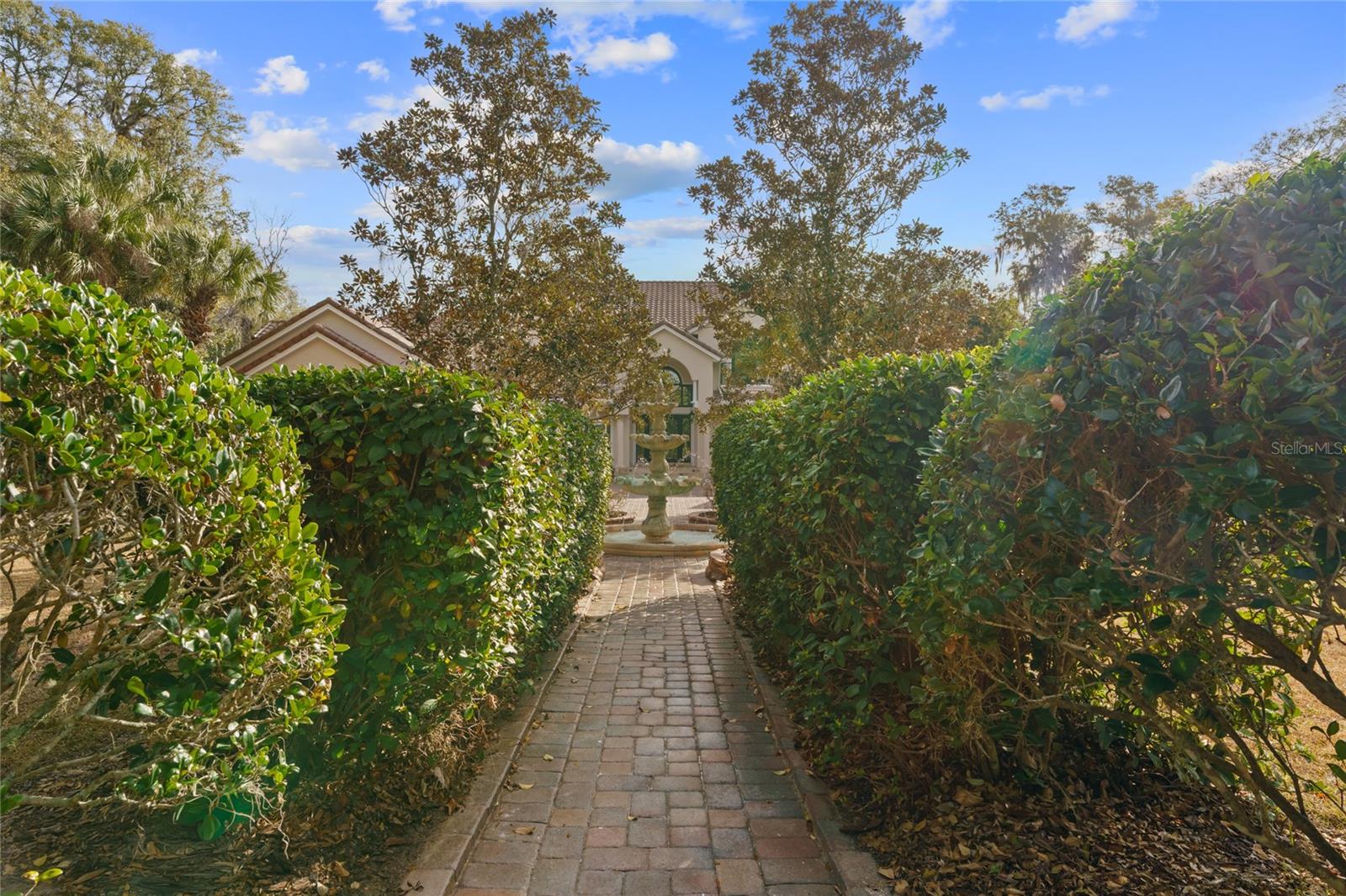SOUTH POINT - Residential