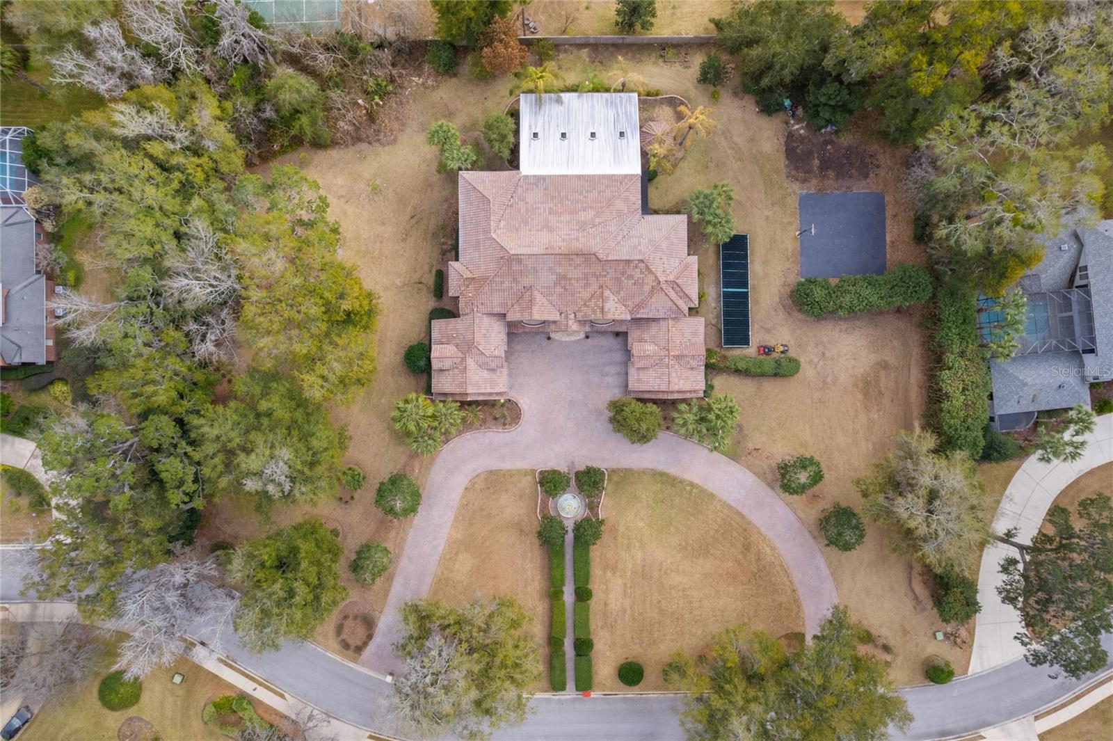 SOUTH POINT - Residential