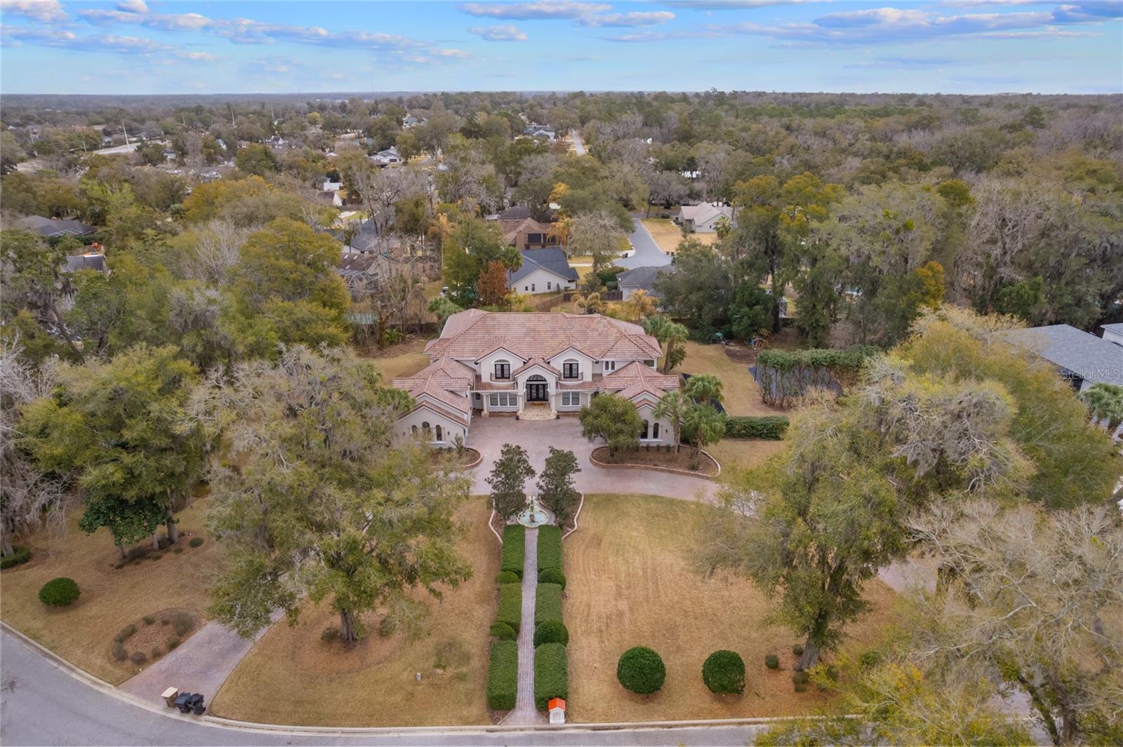 SOUTH POINT - Residential