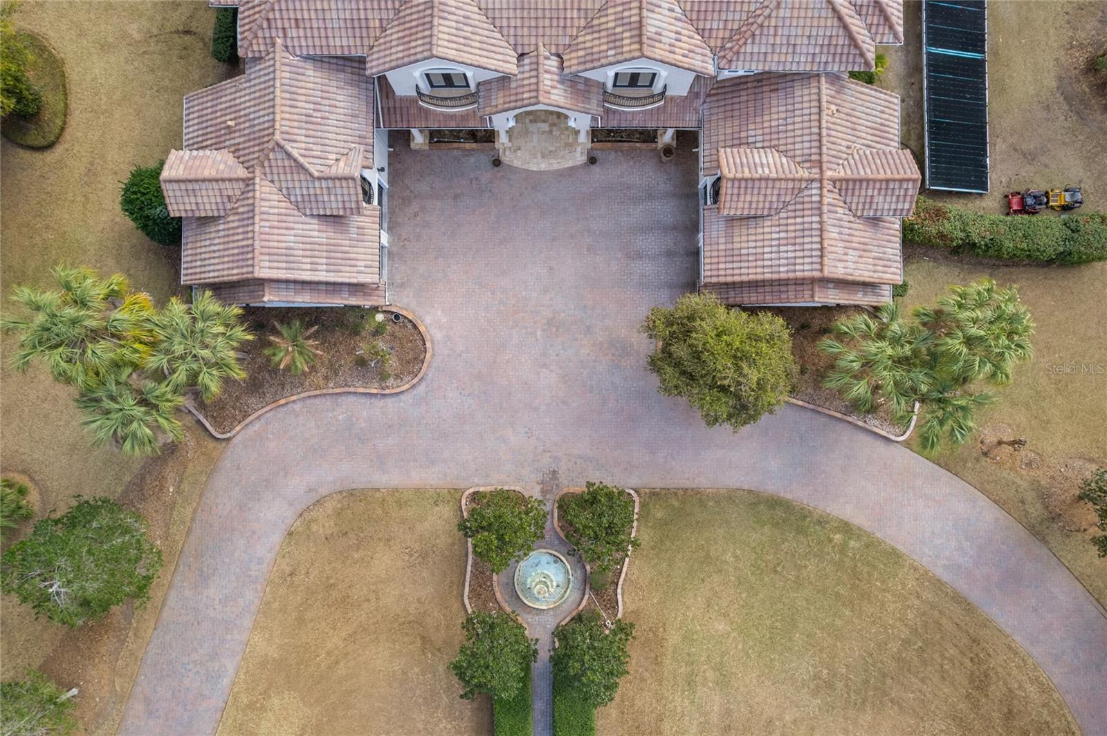 SOUTH POINT - Residential