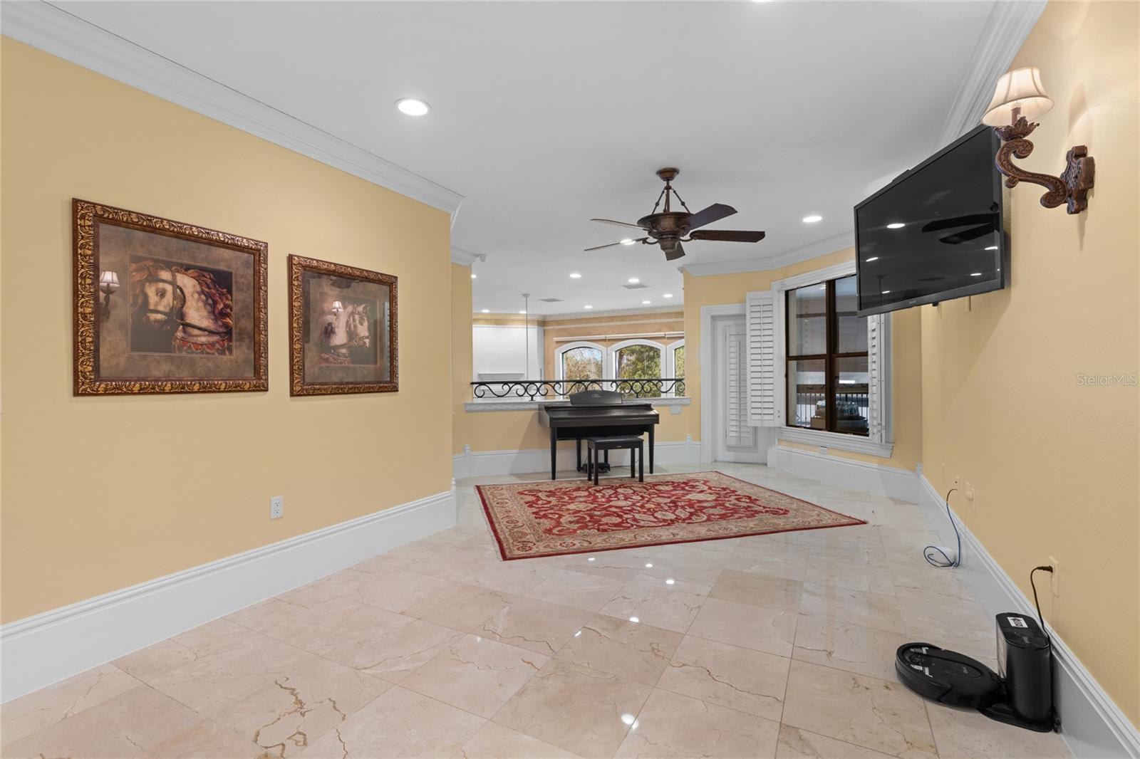SOUTH POINT - Residential