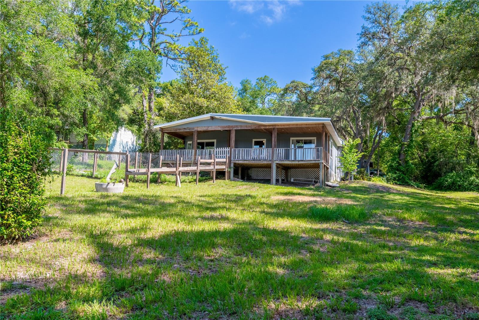 LAKE GENEVA ACRES - Residential