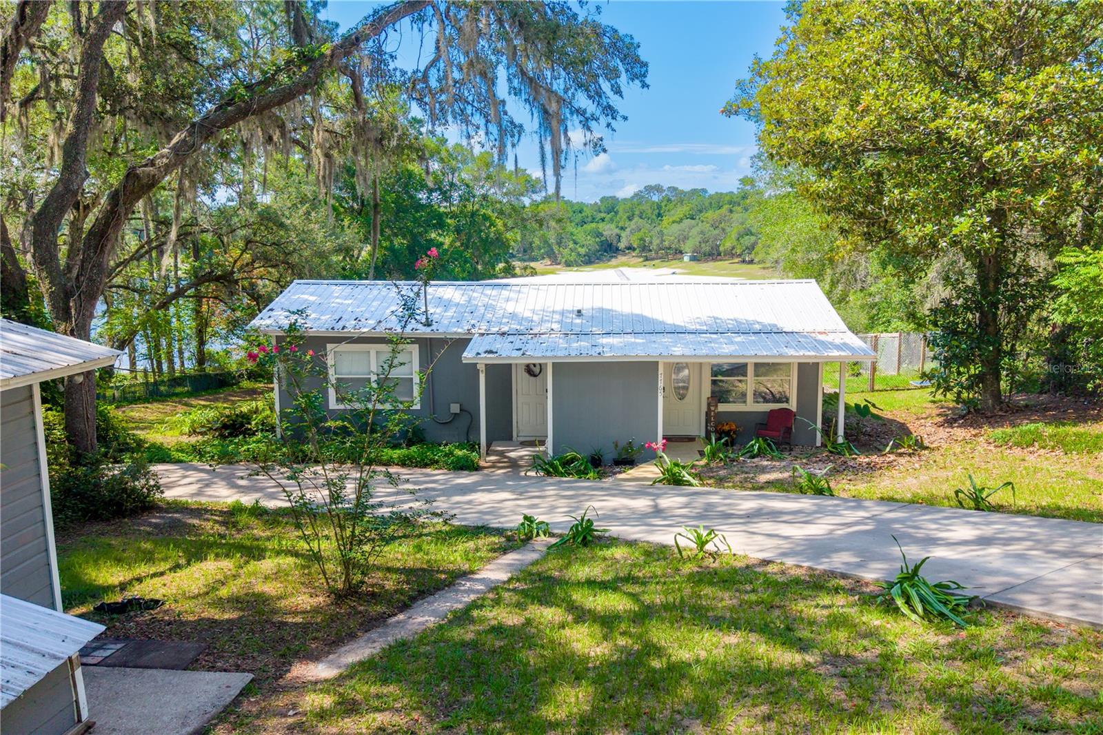 LAKE GENEVA ACRES - Residential
