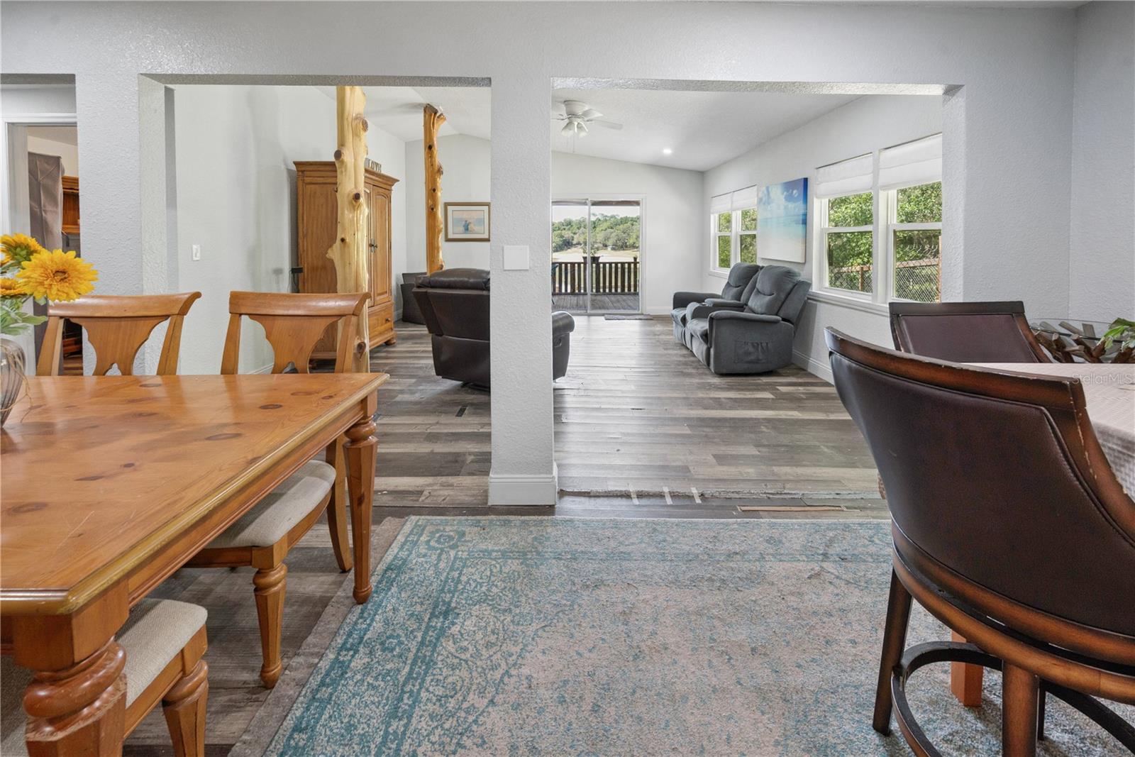 LAKE GENEVA ACRES - Residential