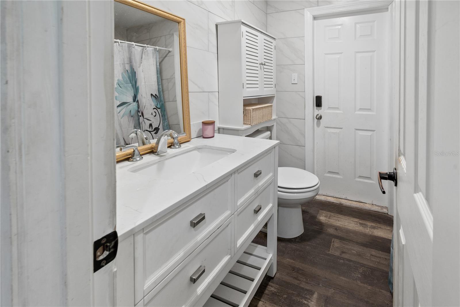 LAKE GENEVA ACRES - Residential