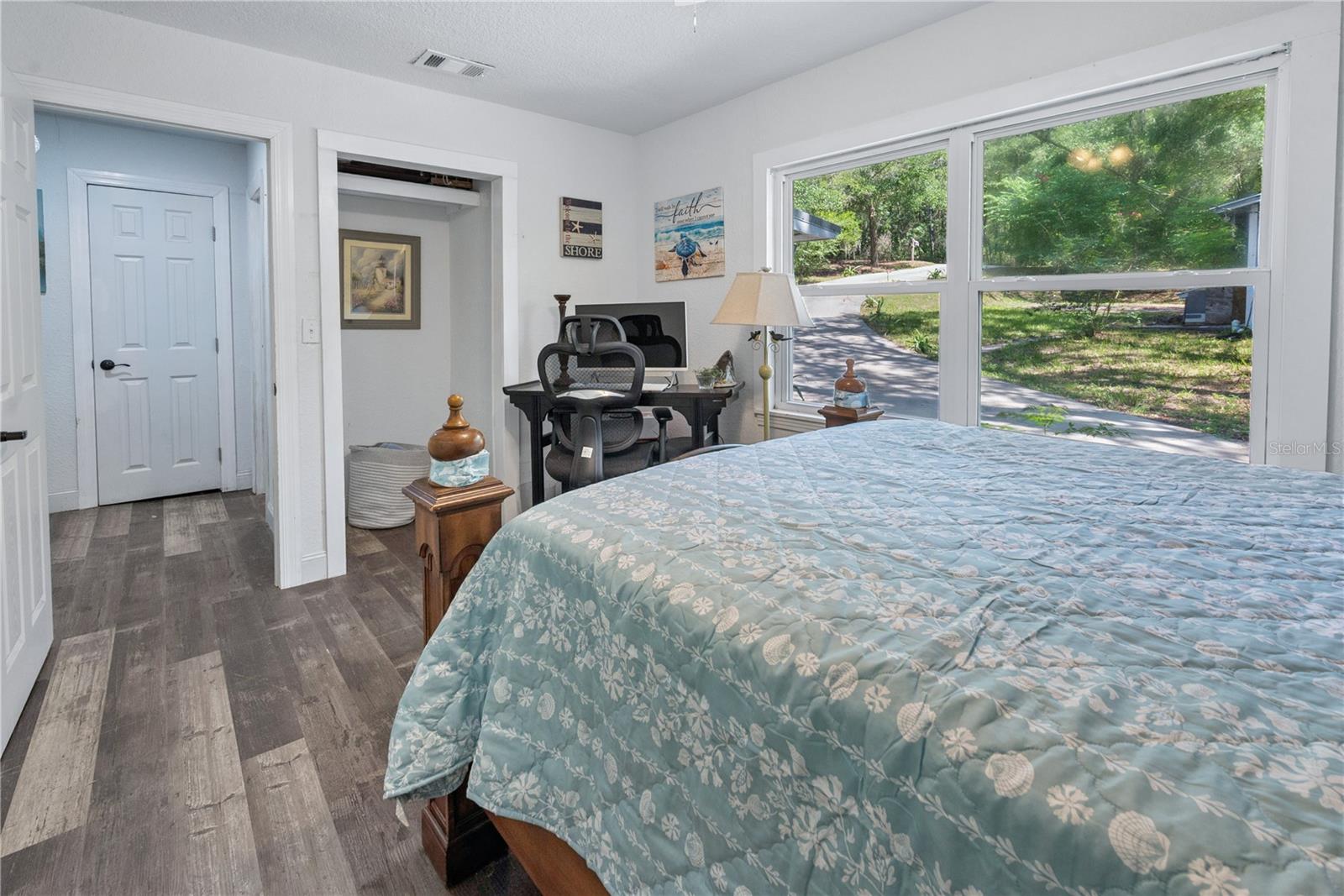 LAKE GENEVA ACRES - Residential