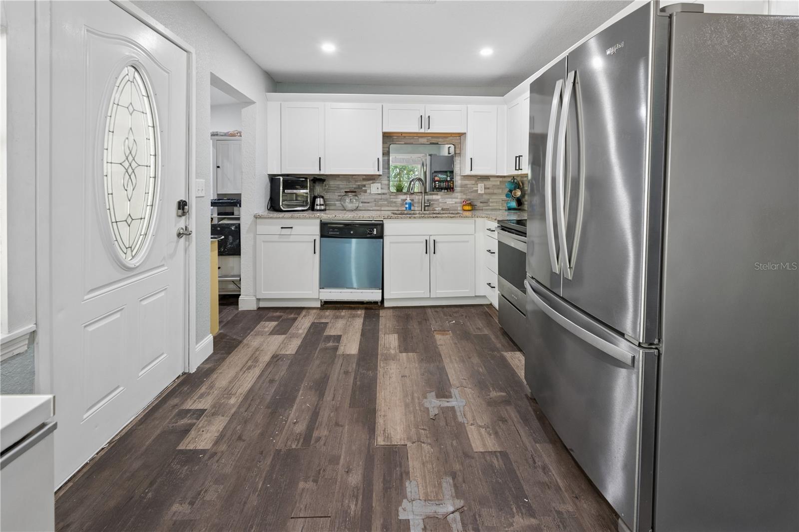 LAKE GENEVA ACRES - Residential