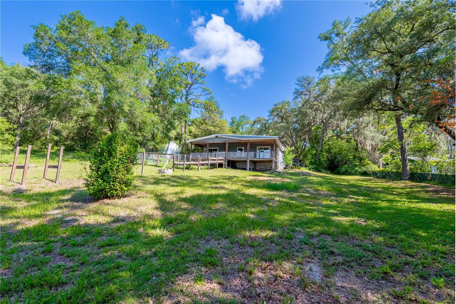 LAKE GENEVA ACRES - Residential
