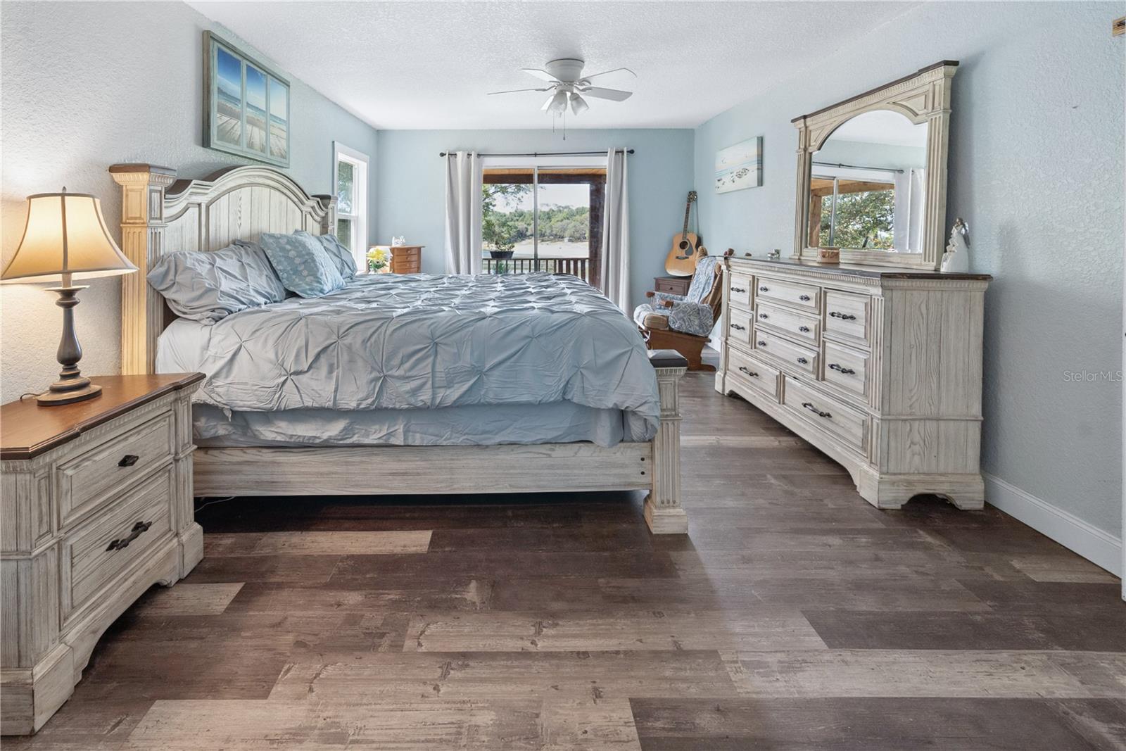 LAKE GENEVA ACRES - Residential