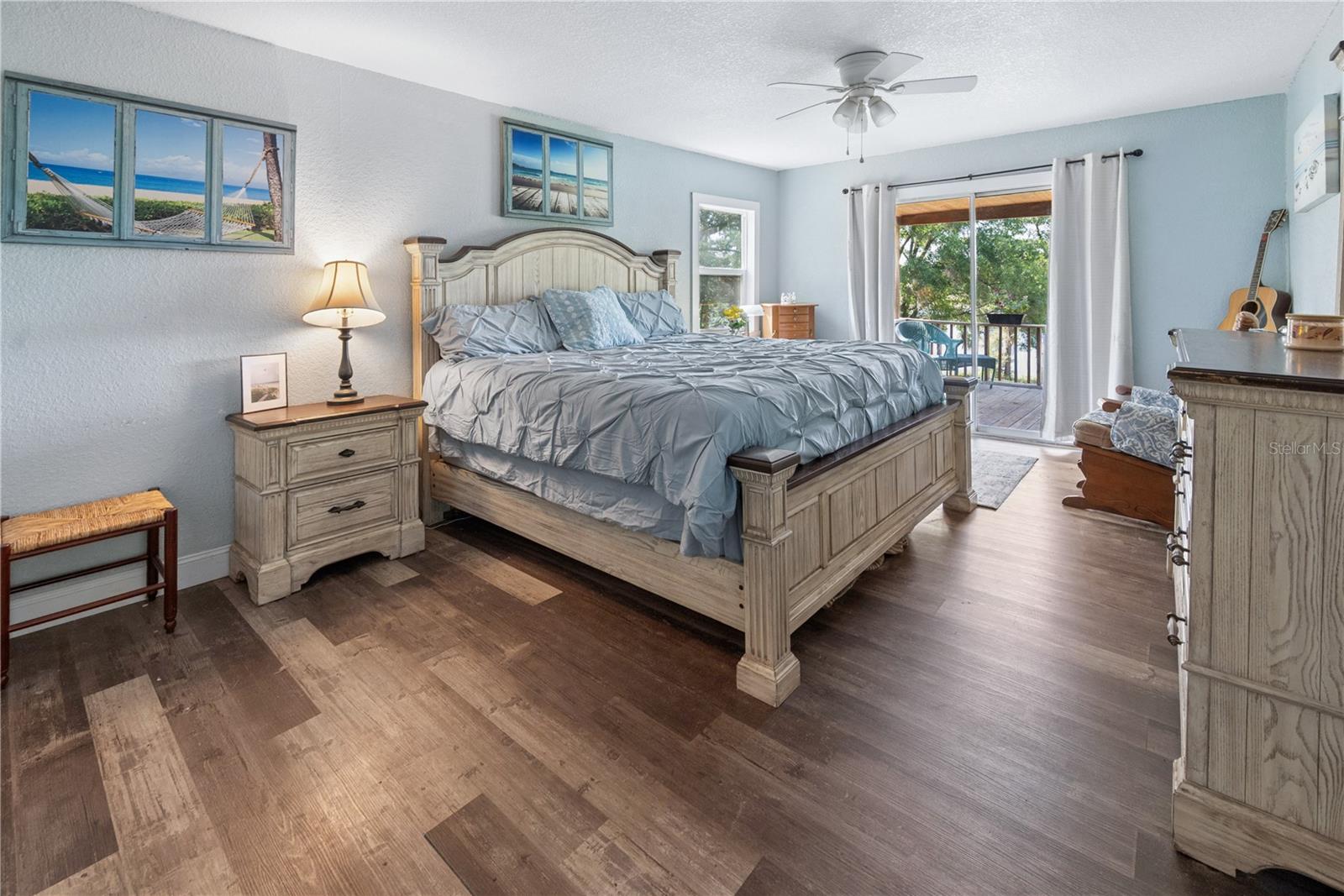 LAKE GENEVA ACRES - Residential