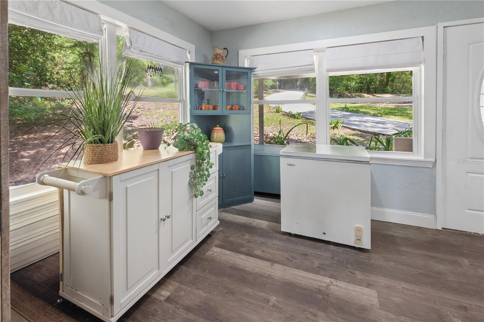 LAKE GENEVA ACRES - Residential