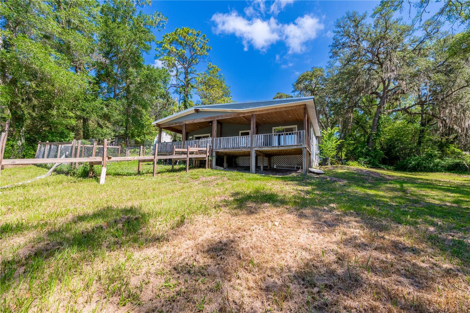 LAKE GENEVA ACRES - Residential