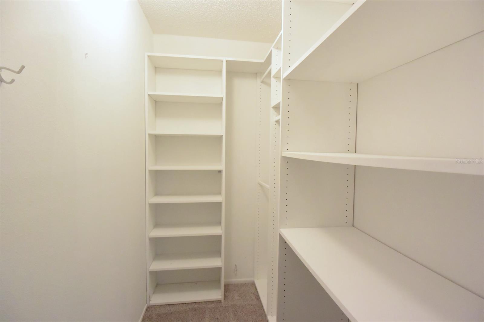 CEDARWOOD VILLAGE CONDO 02 - Residential