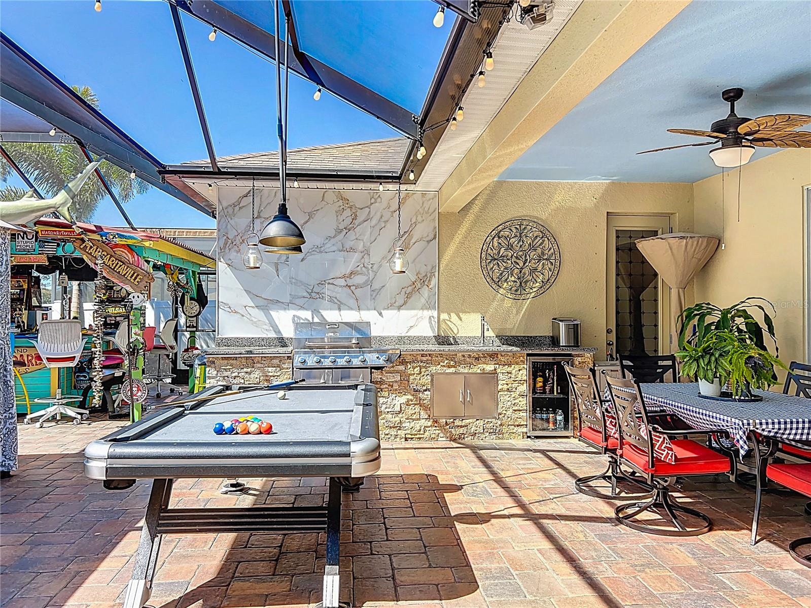 DEL TIERRA PH III - Residential