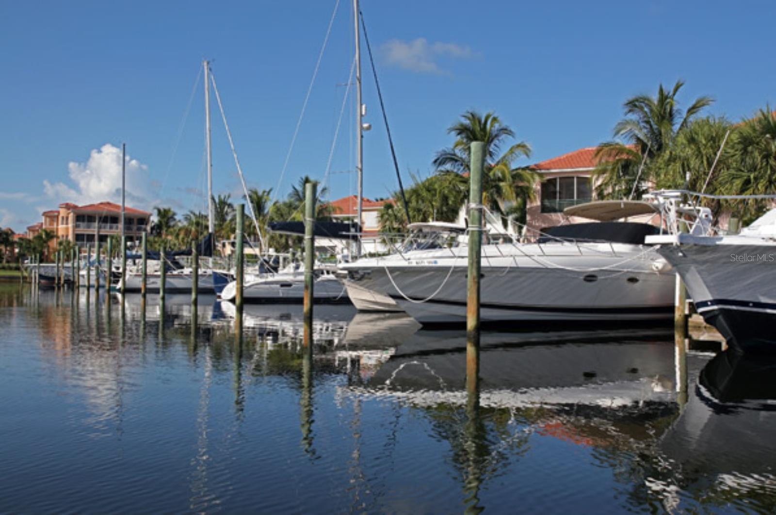 COURTSIDE LANDINGS LAND CONDO - Residential