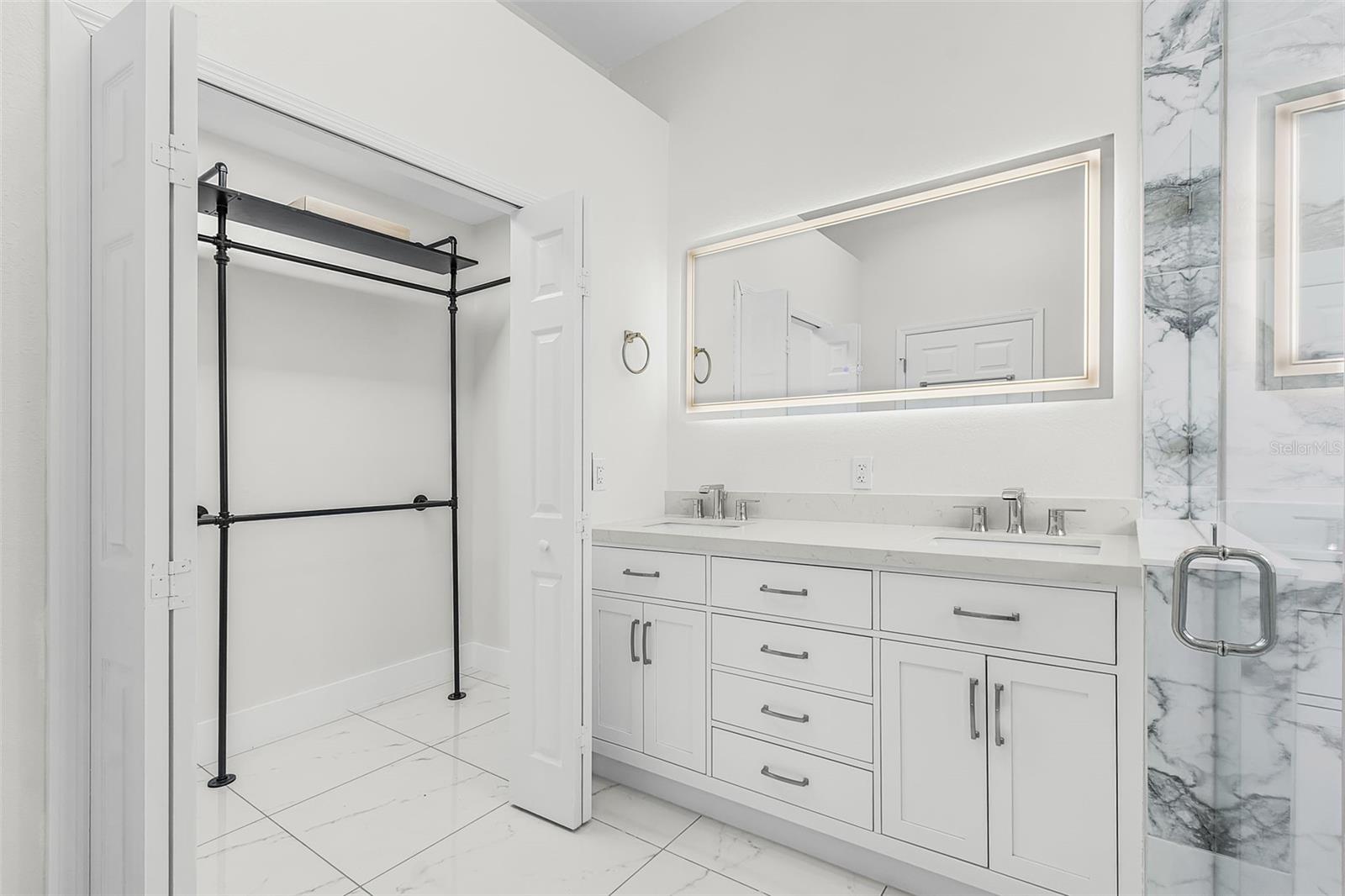 COURTSIDE LANDINGS LAND CONDO - Residential