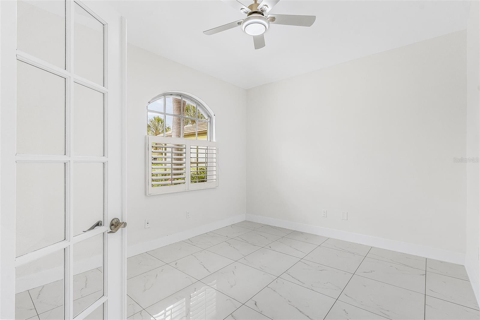 COURTSIDE LANDINGS LAND CONDO - Residential